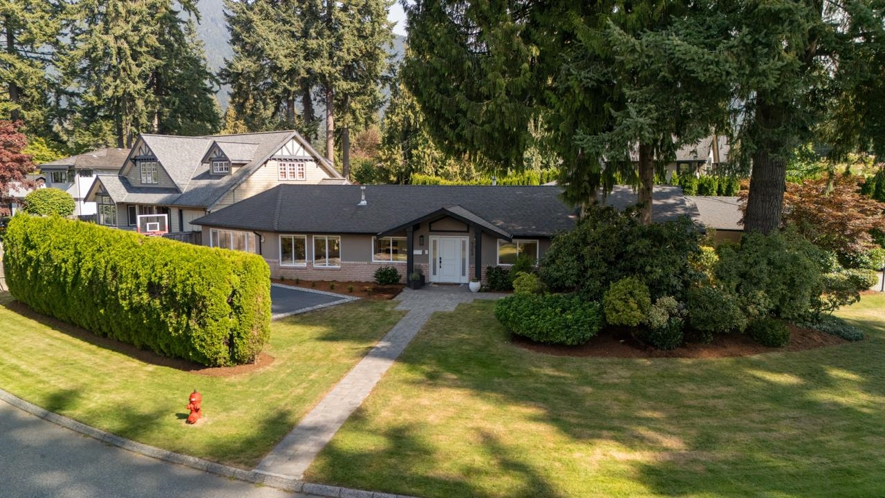 4168 Sunset Boulevard, North Vancouver, BC V7R 3Y9