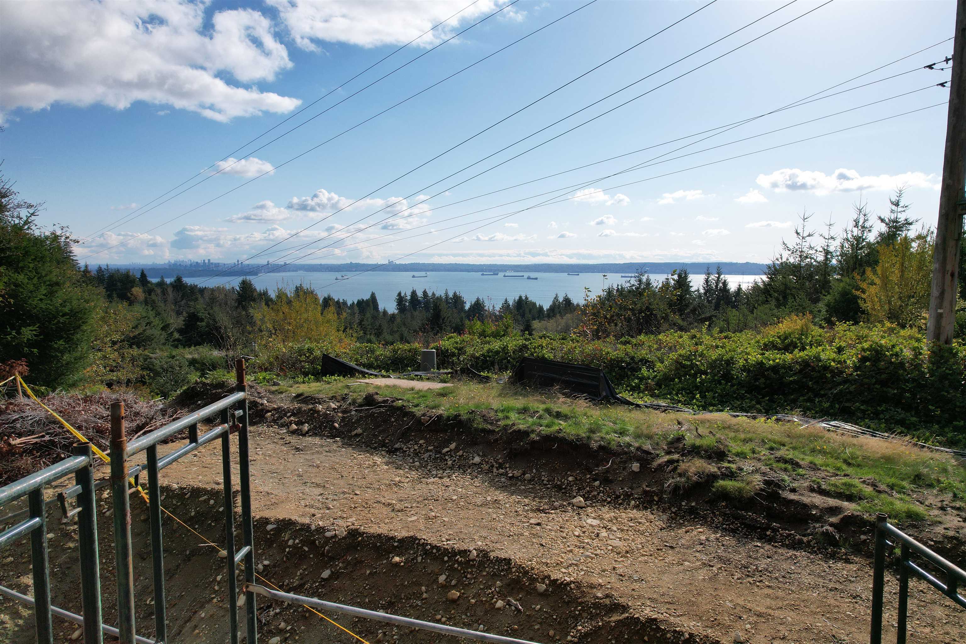 4412 Woodpark Road, West Vancouver, BC V7S 2W4