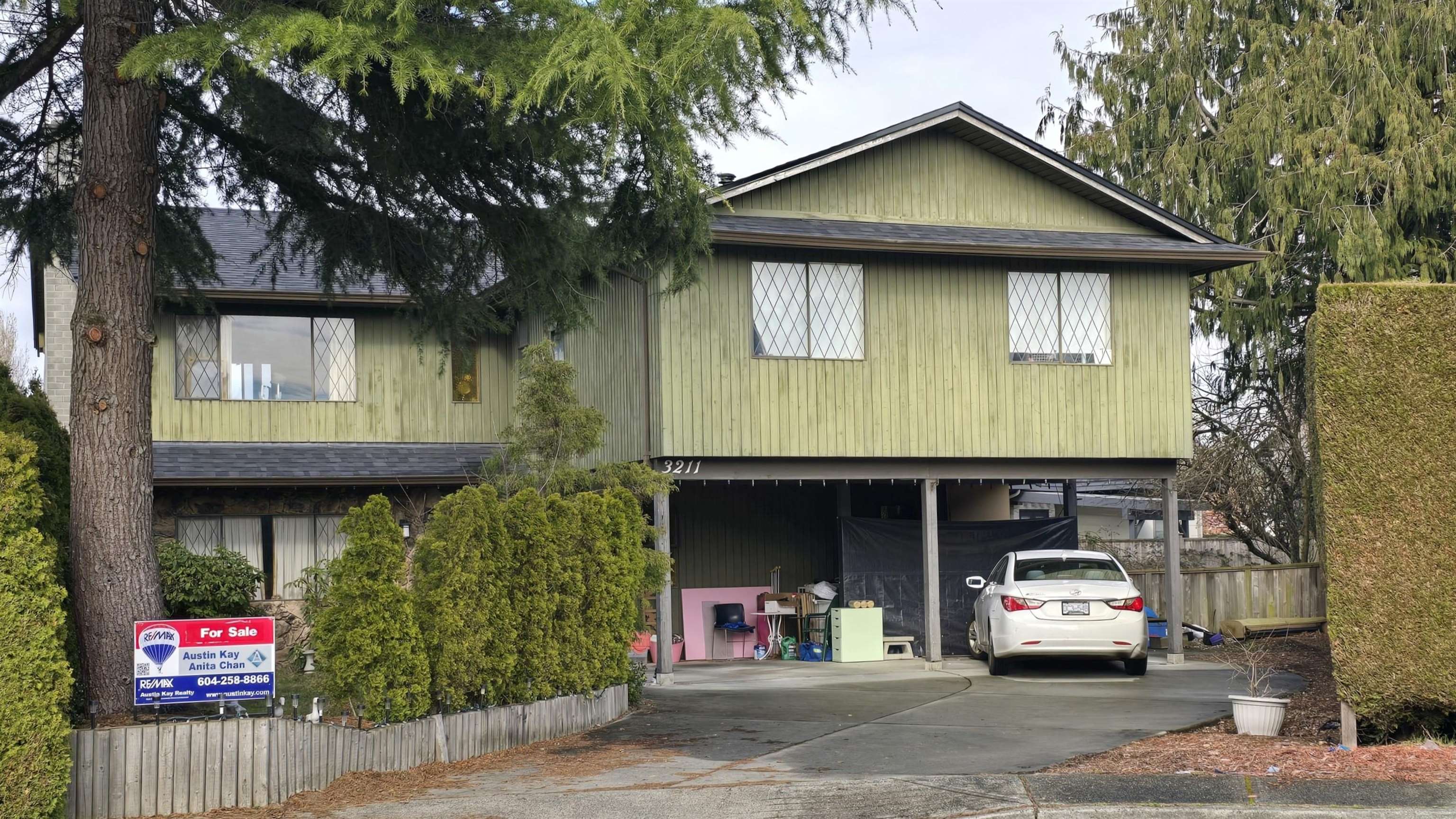 3211 Bowen Drive, Richmond, BC V7C 4C6