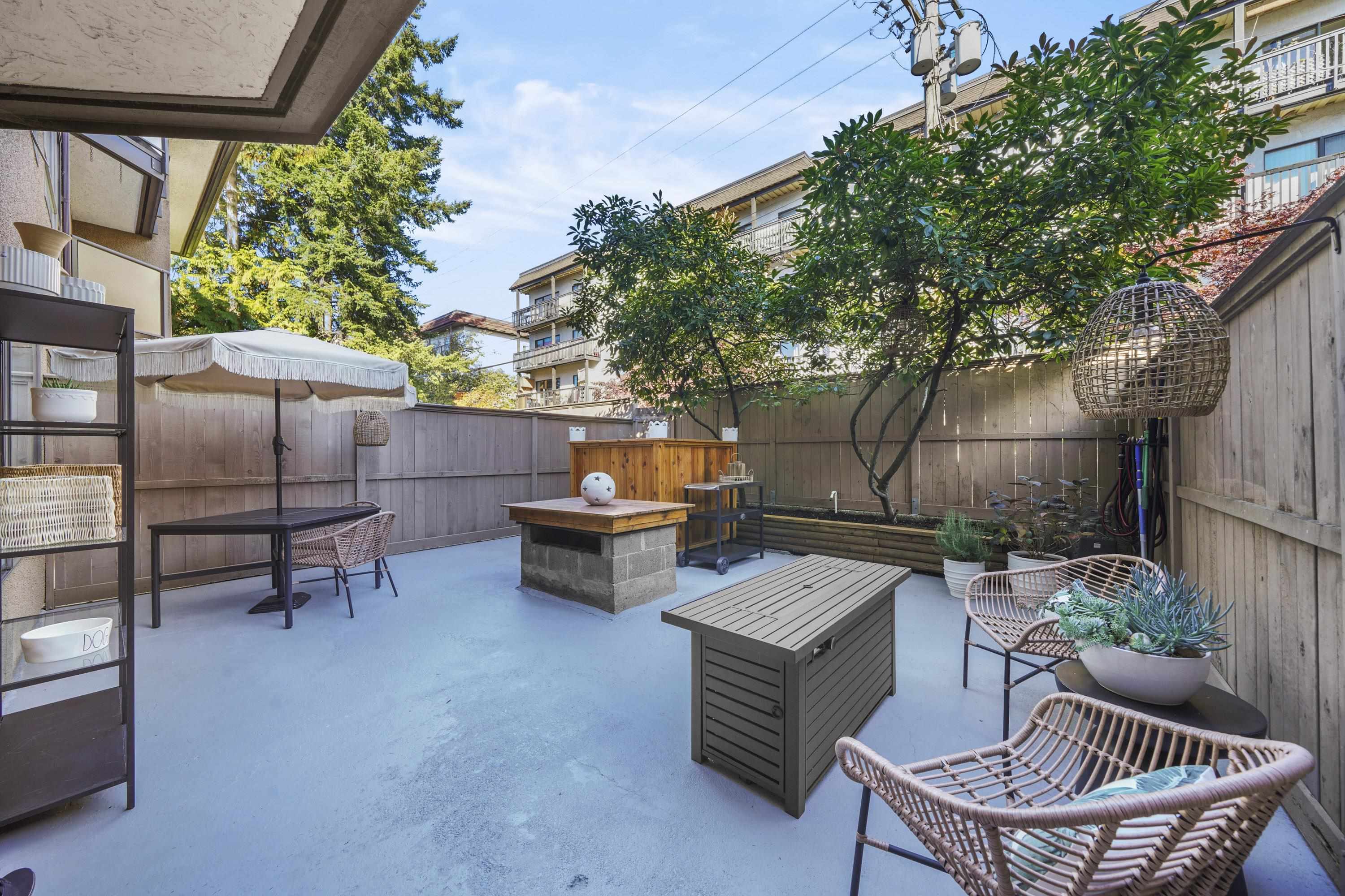 210 W 2nd Street, North Vancouver, BC V7M 1C6