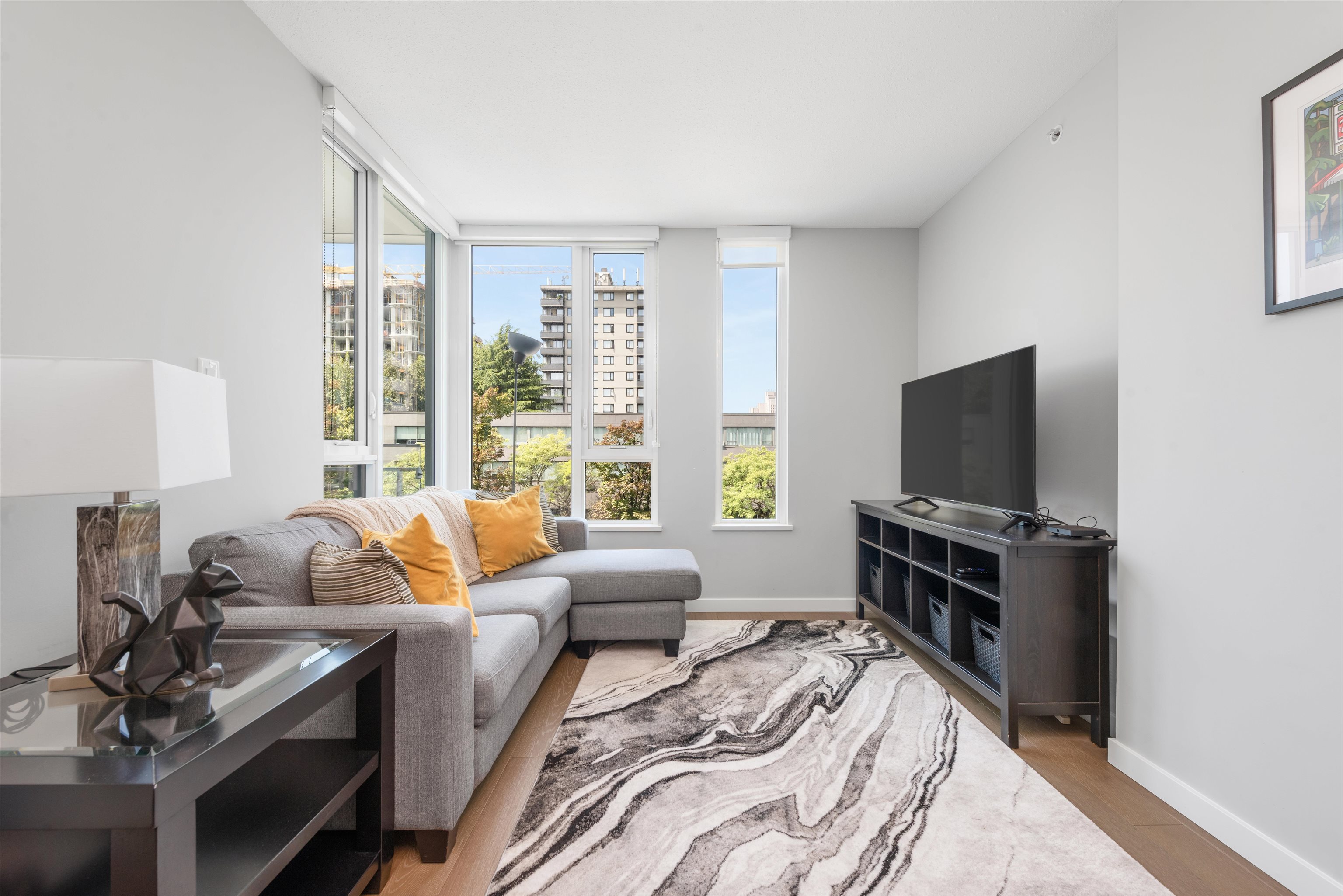 2888 Cambie Street #309, Vancouver, BC V5Z 0H3