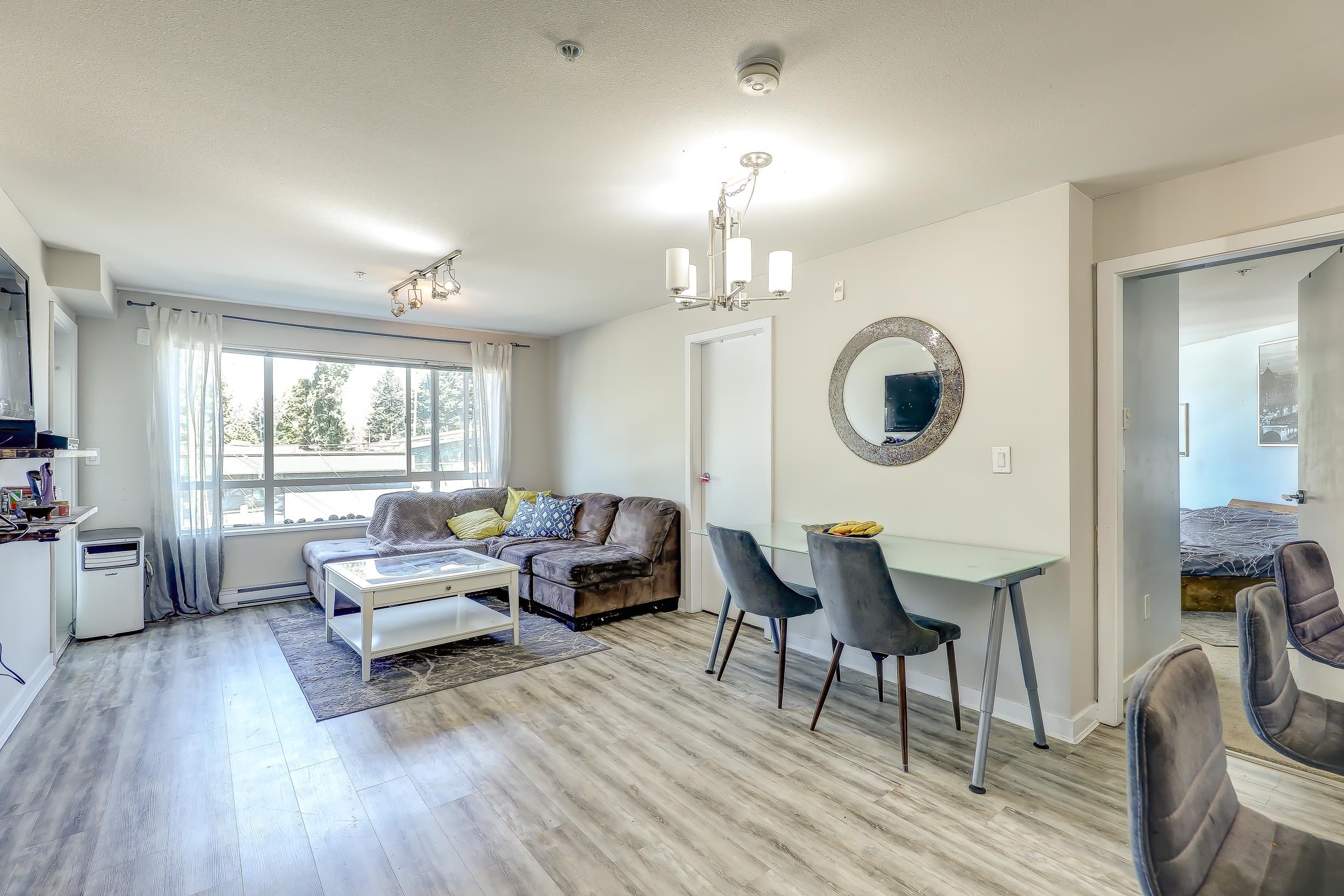 7511 120 Street #211, Delta, BC V4C 0C1
