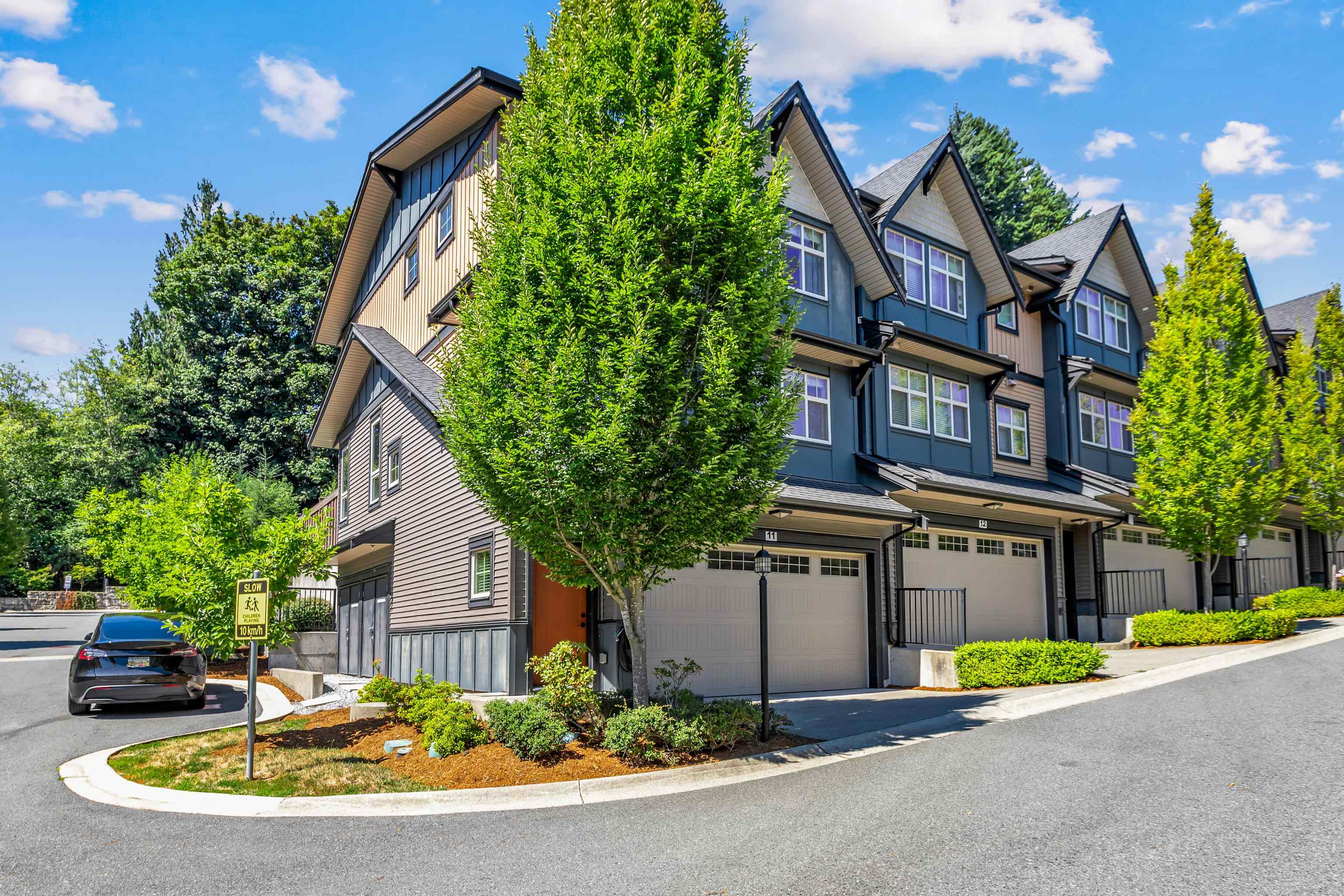 10525 240 Street #11, Maple Ridge, BC V2W 0J3