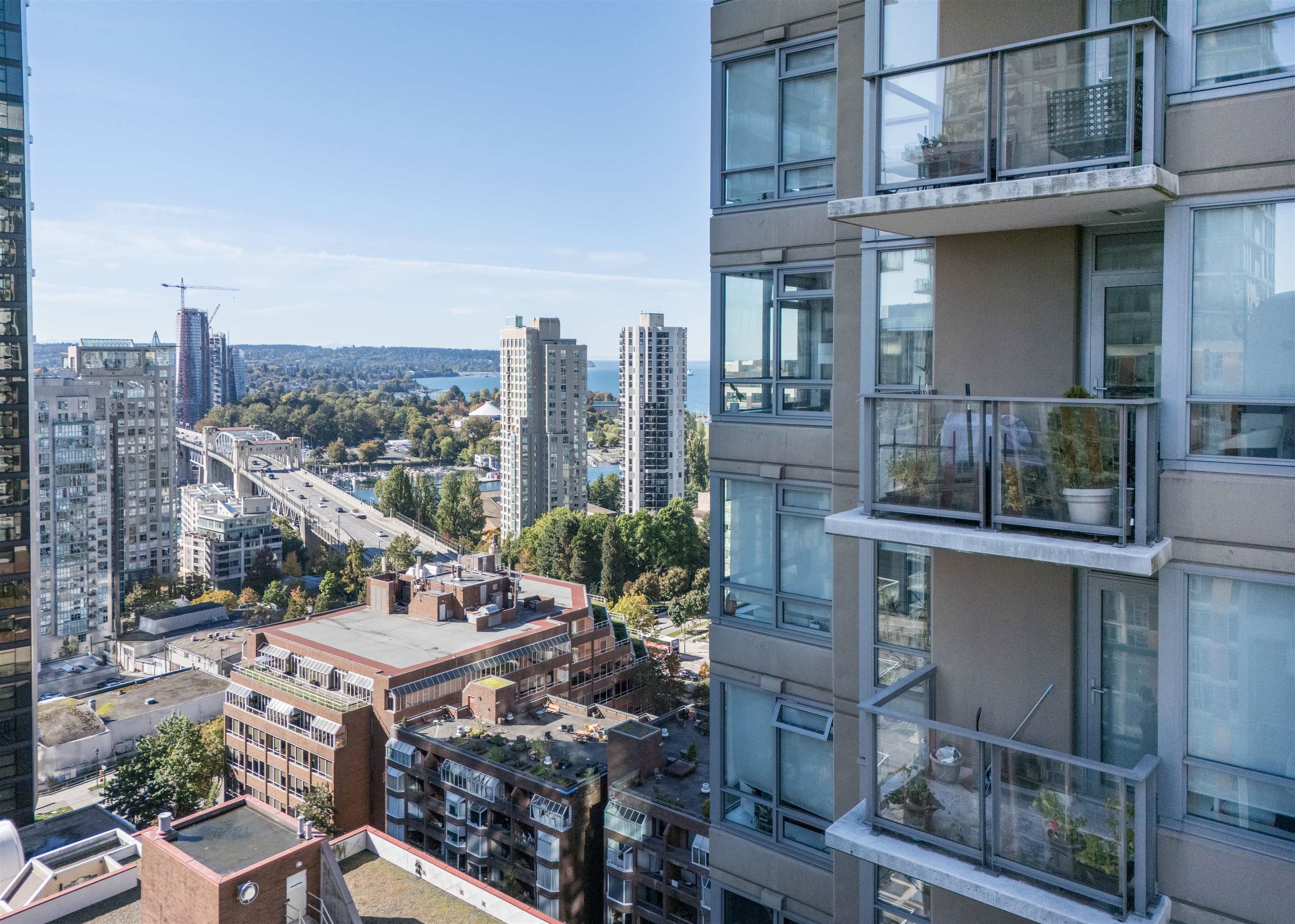 1308 Hornby Street #2207, Vancouver, BC V6Z 0C5