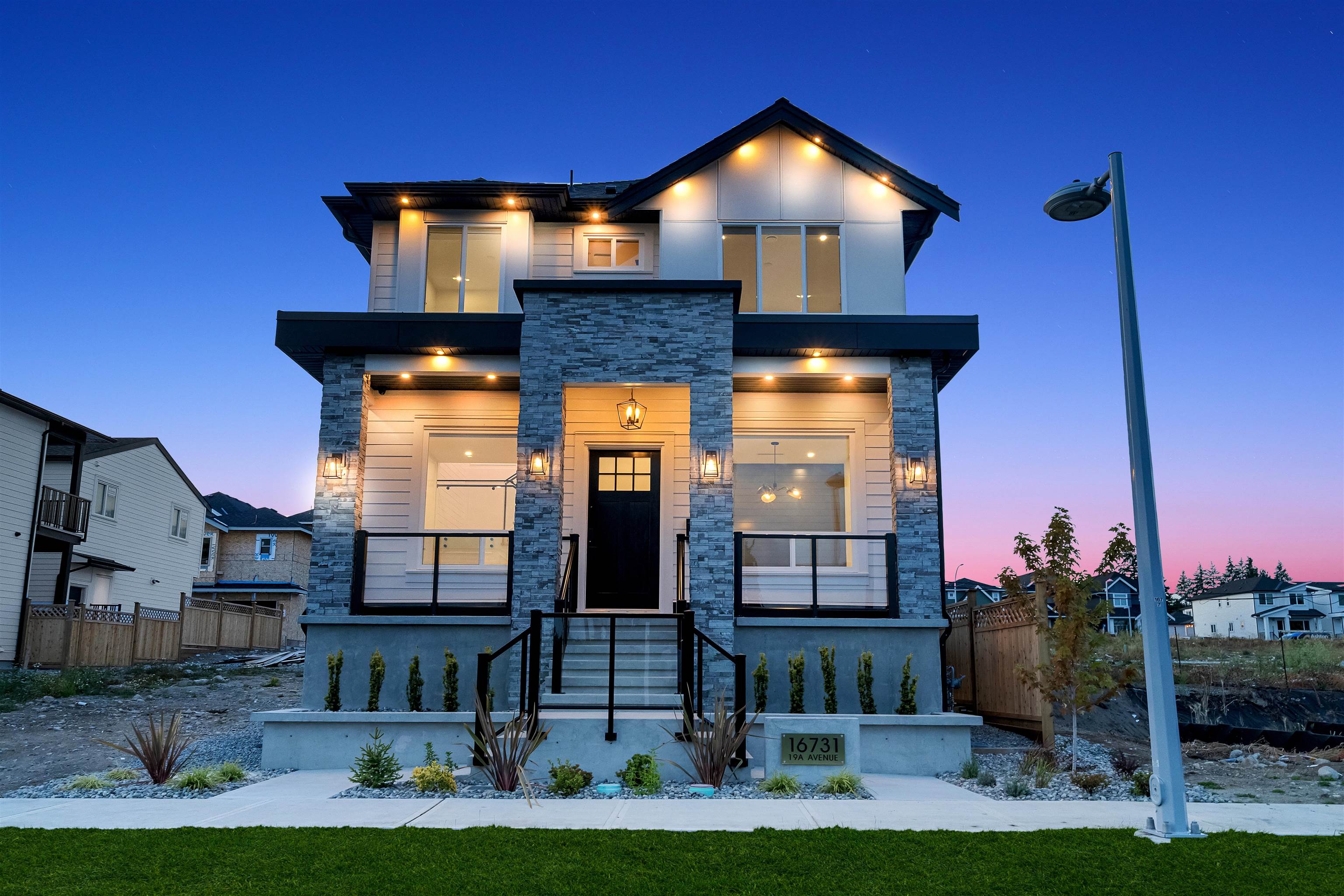 19a Avenue, Surrey, BC V3Z 9M9