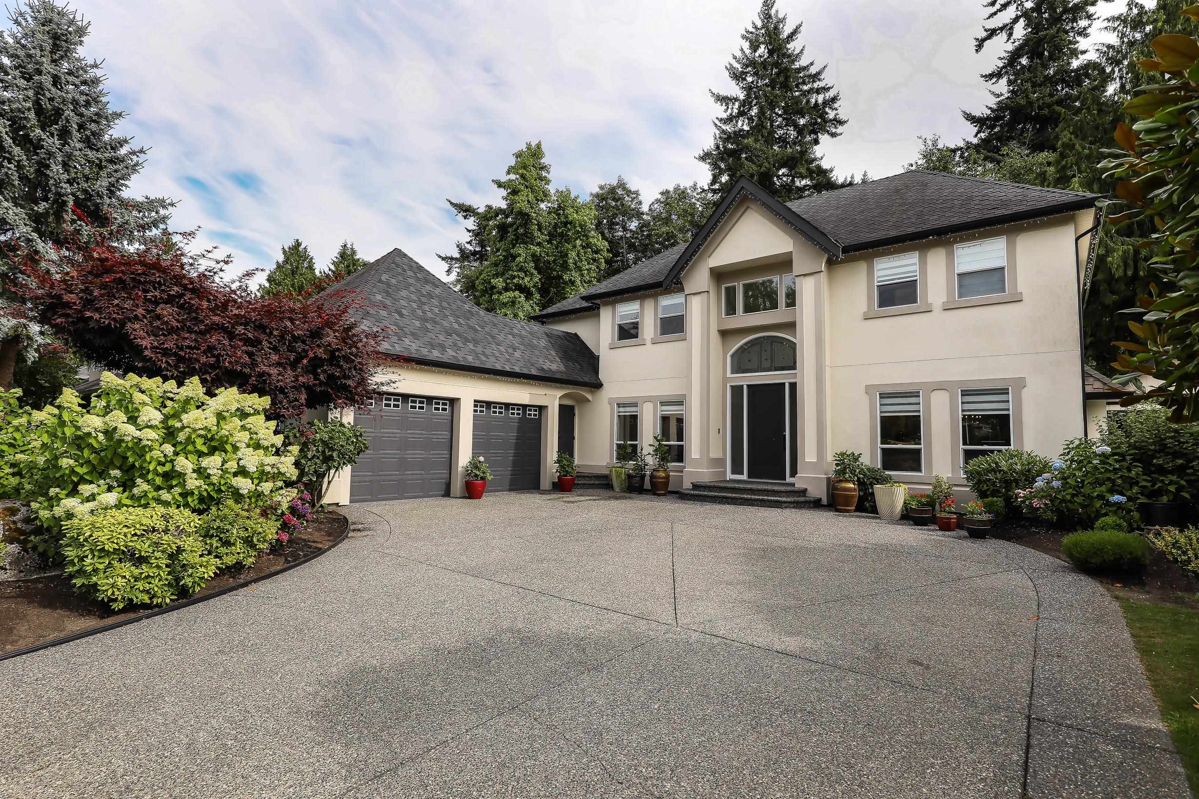 19a Avenue, Surrey, BC V4A 9M2