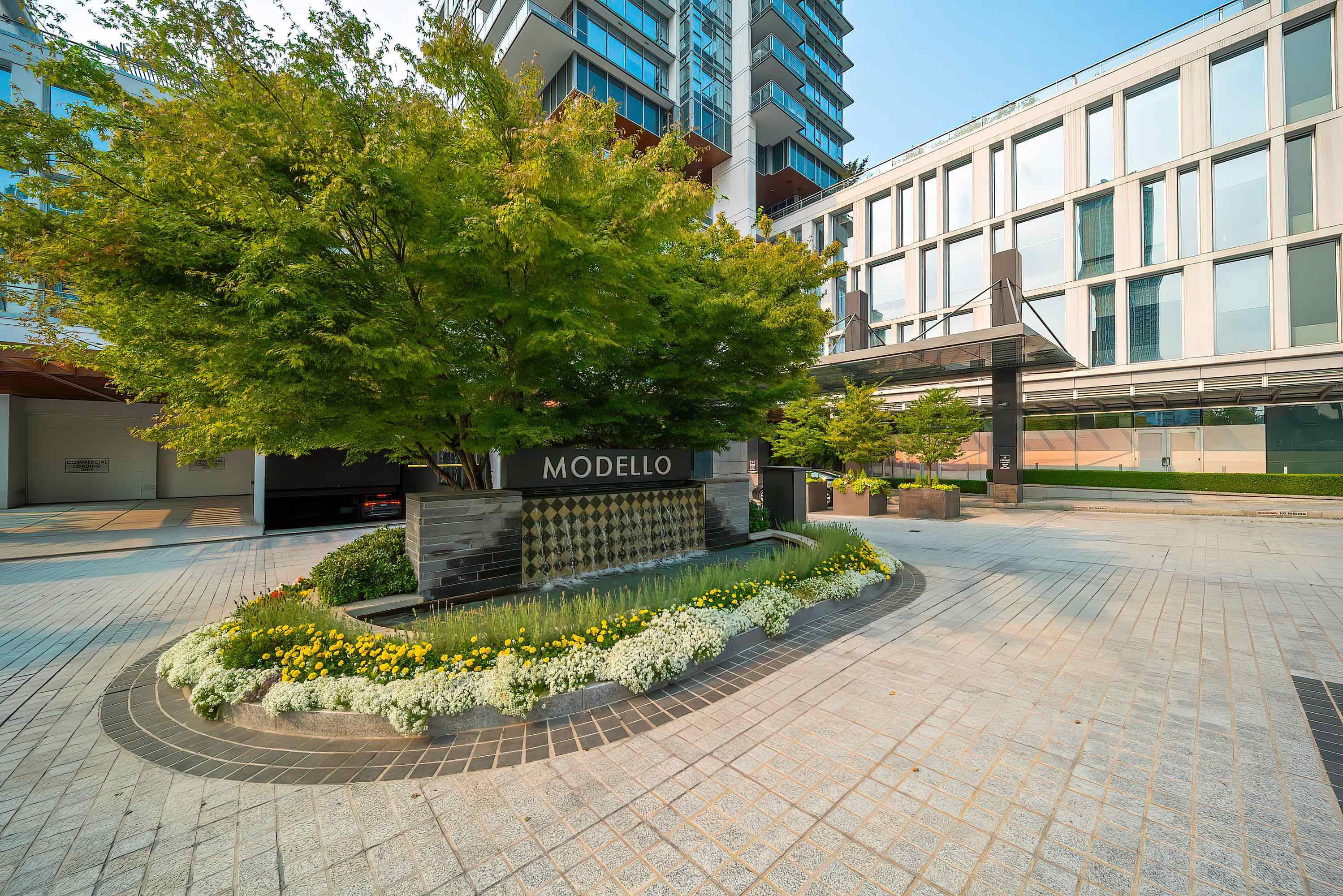 4360 Beresford Street #2703, Burnaby, BC V5H 0G2