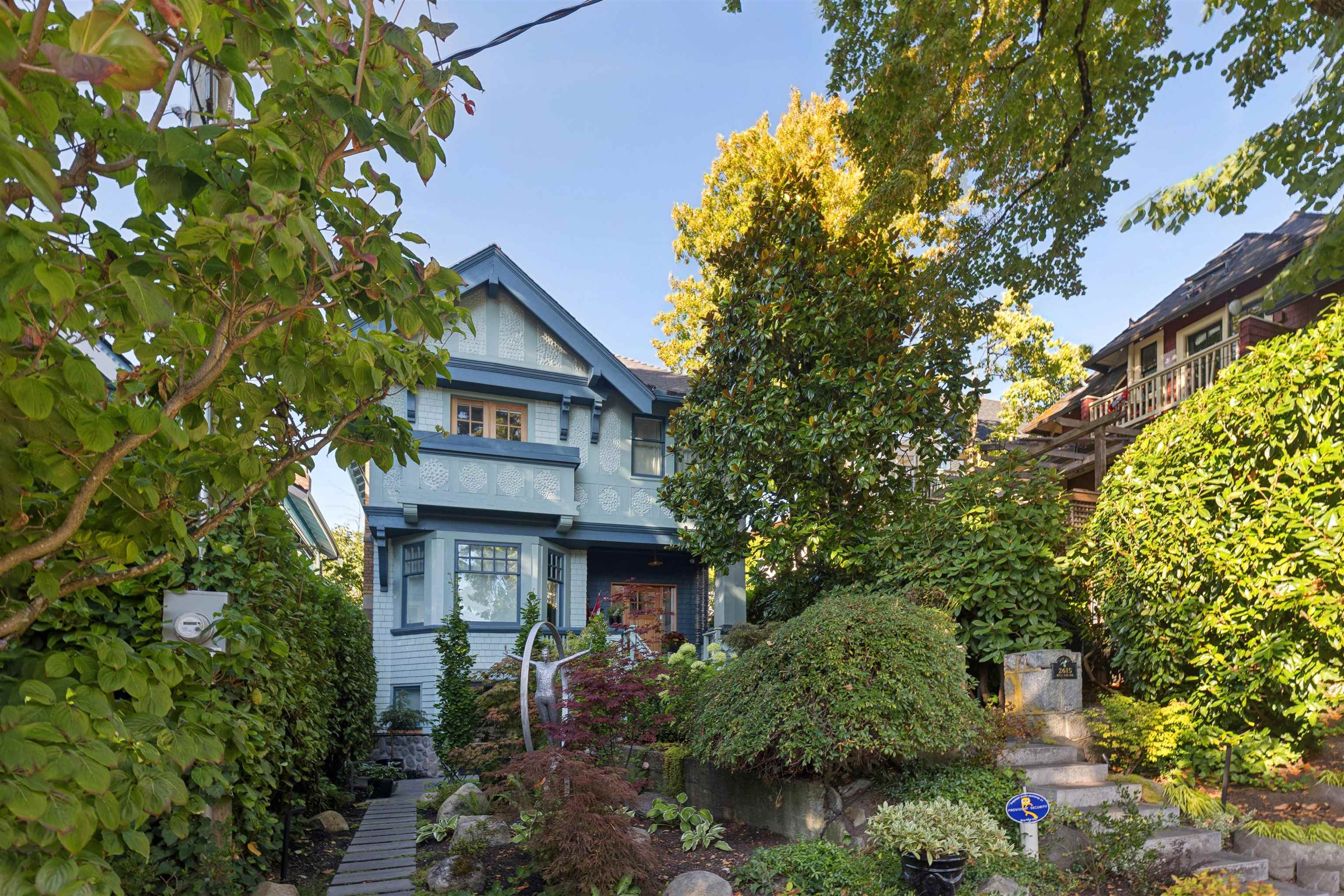 2615 West 2nd Avenue, Vancouver, BC V6K 1K1