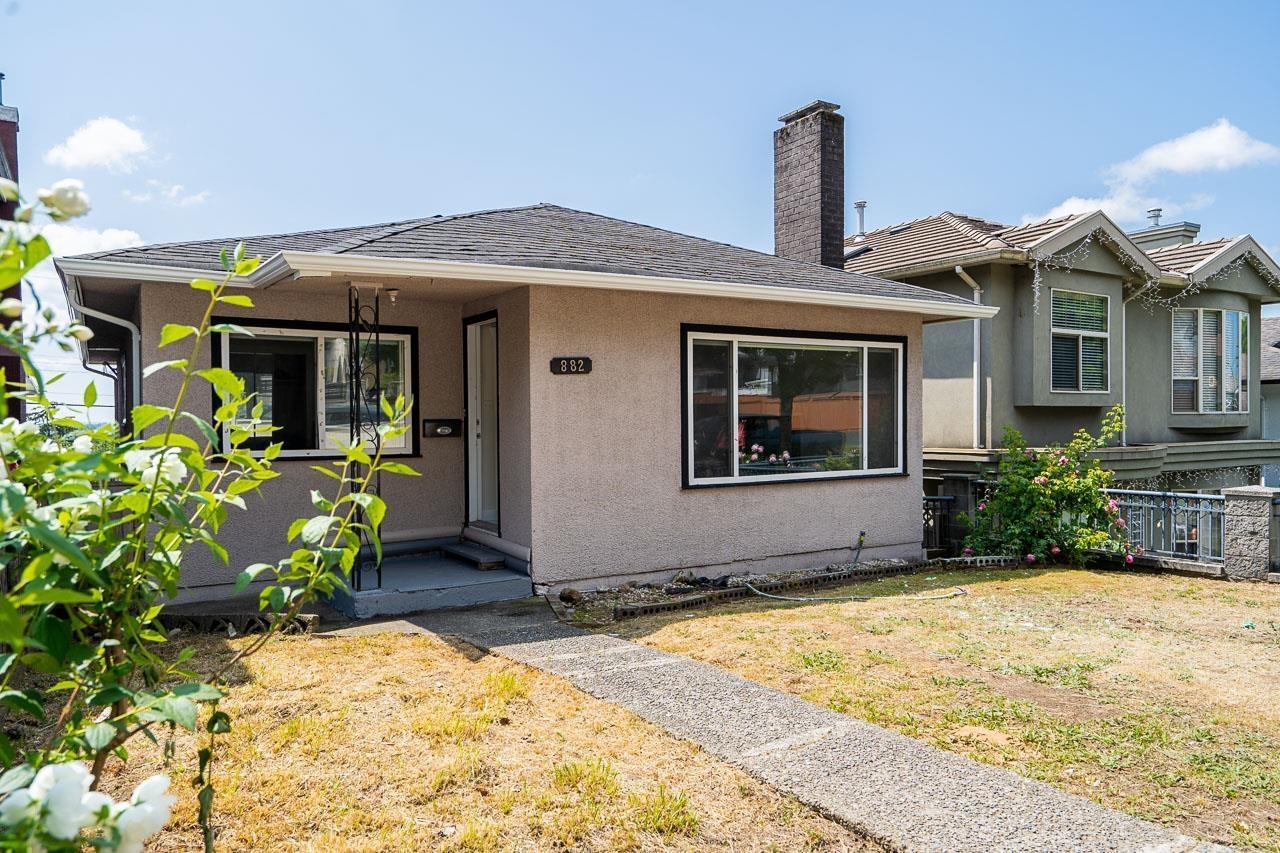 882 East 63rd Avenue, Vancouver, BC V5X 2K8