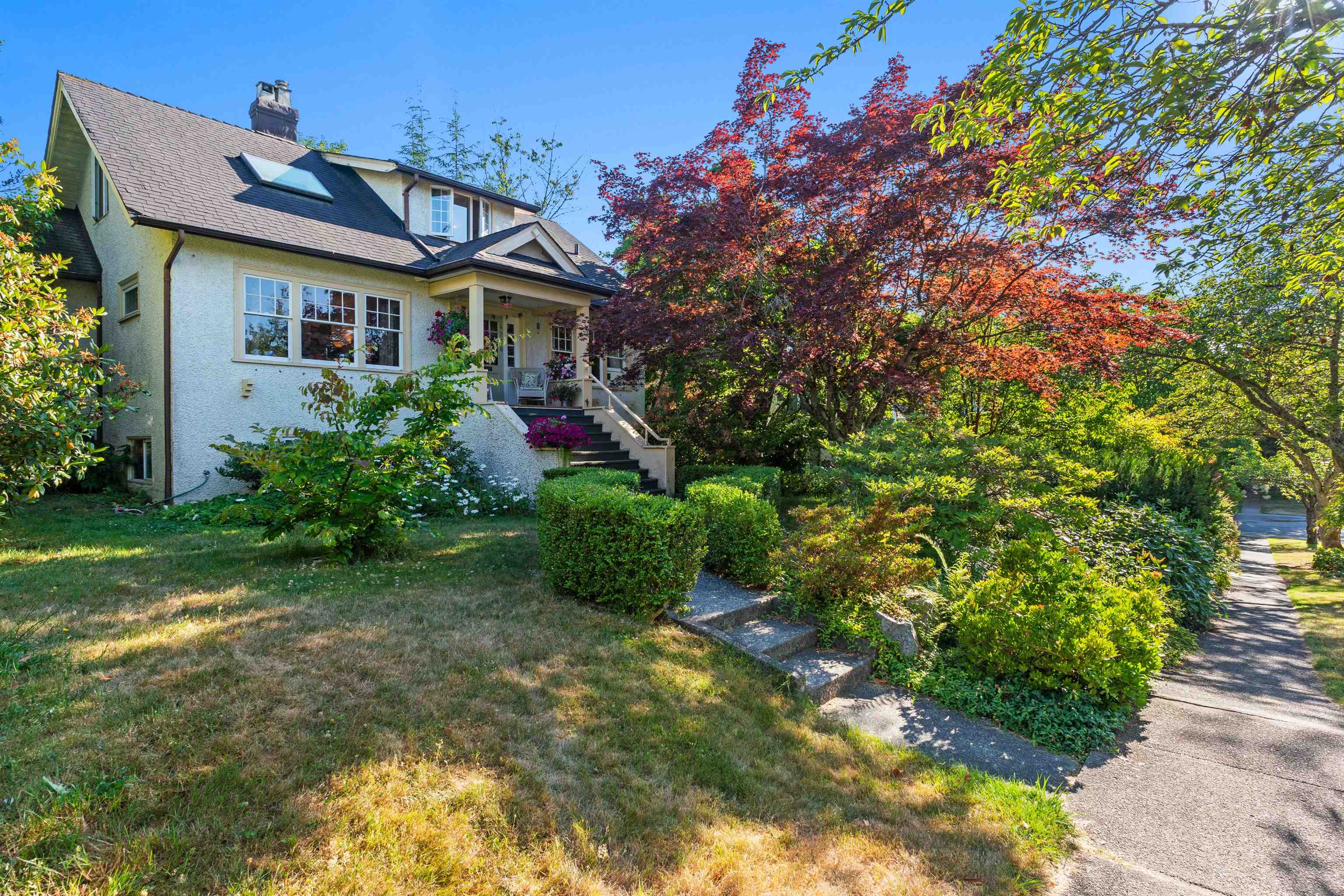 4278 West 12th Avenue, Vancouver, BC V6R 2P7