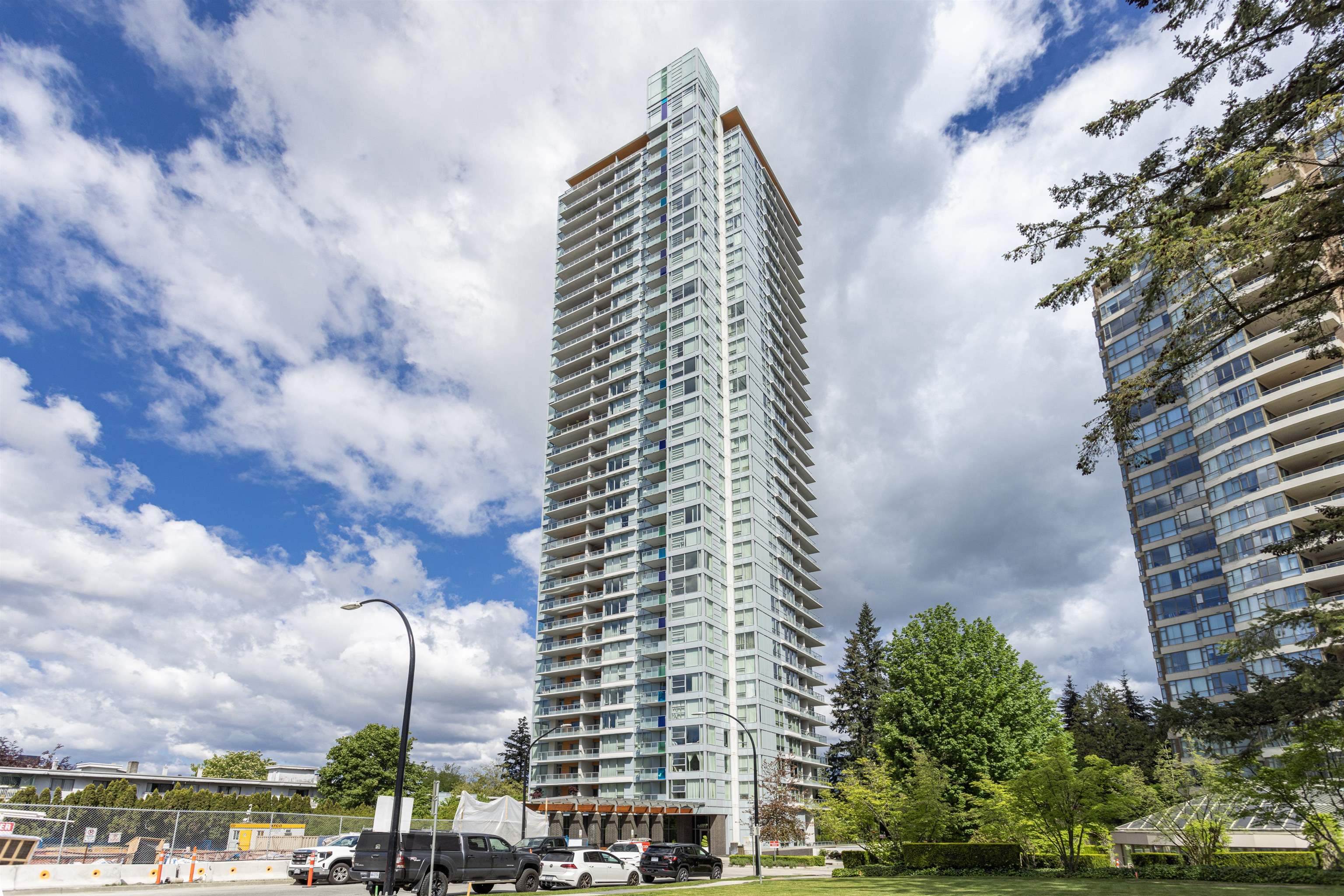 5883 Barker Avenue #3905, Burnaby, BC V5H 0G4