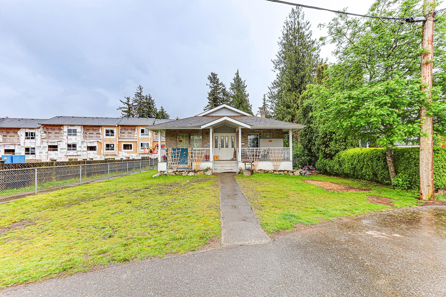 31960 Royal Crescent, Abbotsford, BC V2T 2J3