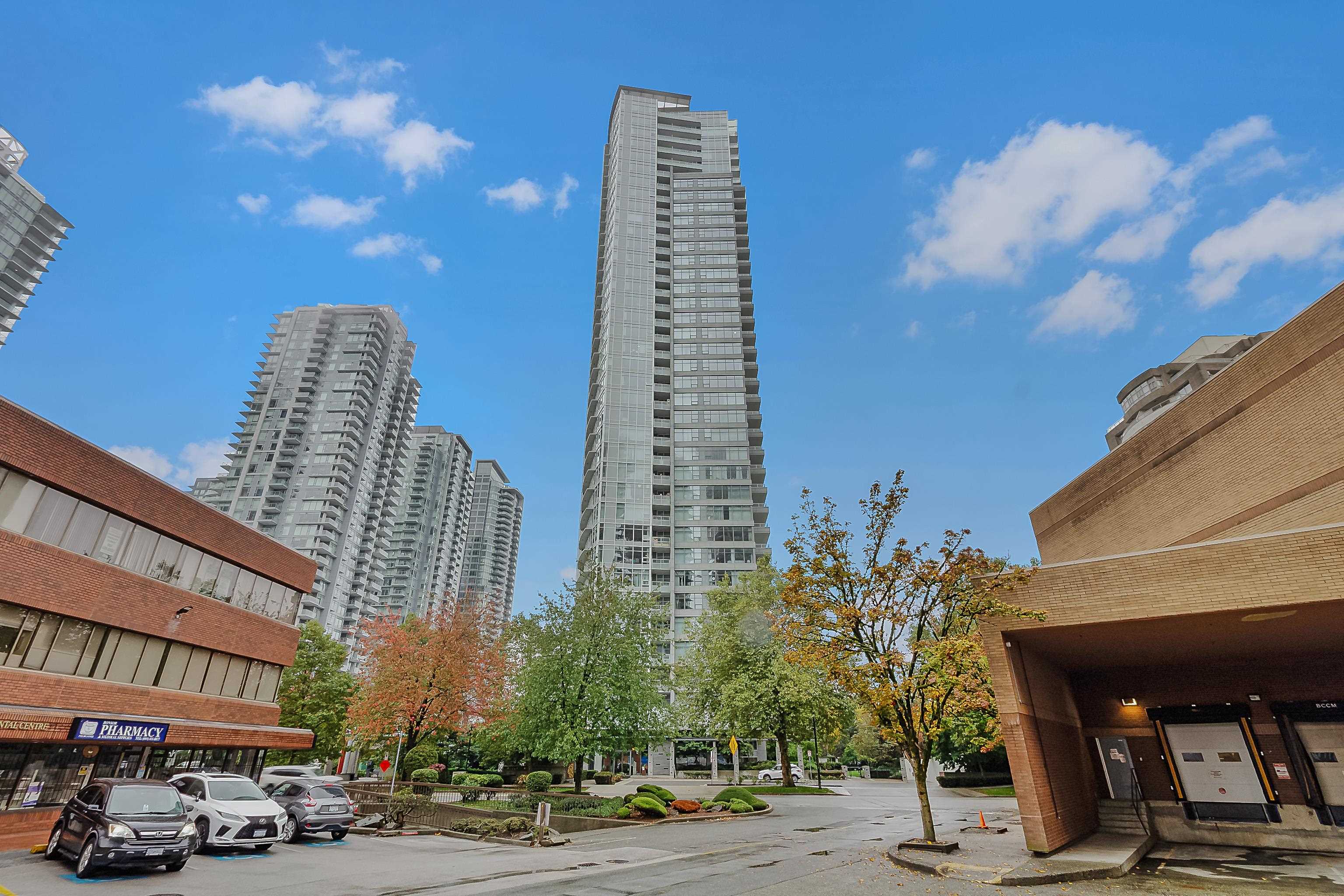 4880 Bennett Street #3702, Burnaby, BC V5H 0C1