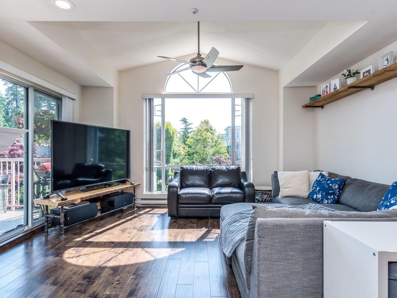 19122 122 Avenue #309, Pitt Meadows, BC V3Y 2N7