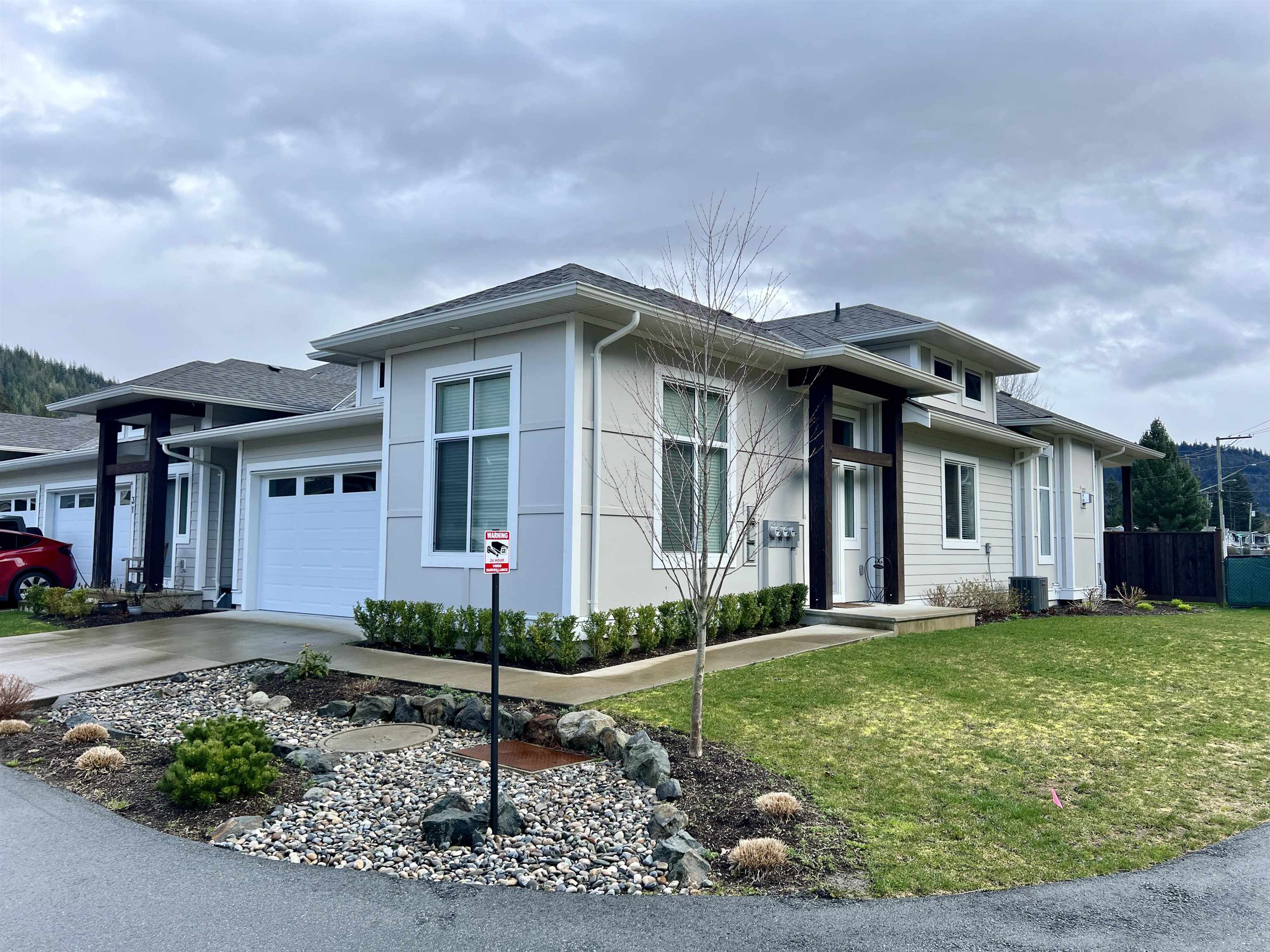 628 Mccombs Drive #33, Harrison Hot Springs, BC V0M 1K0