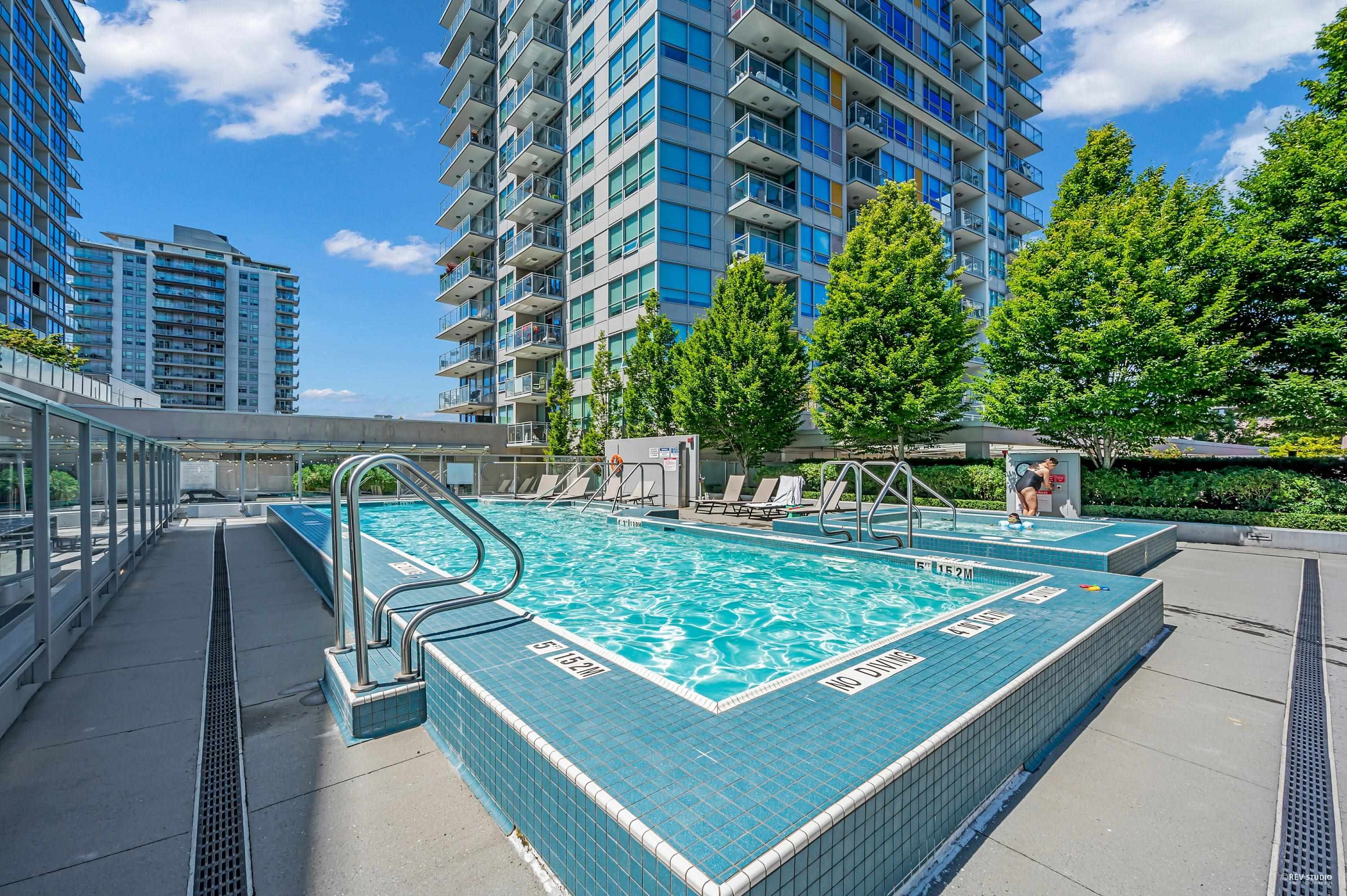 125 East 14th Street #2101, North Vancouver, BC V7L 0E6