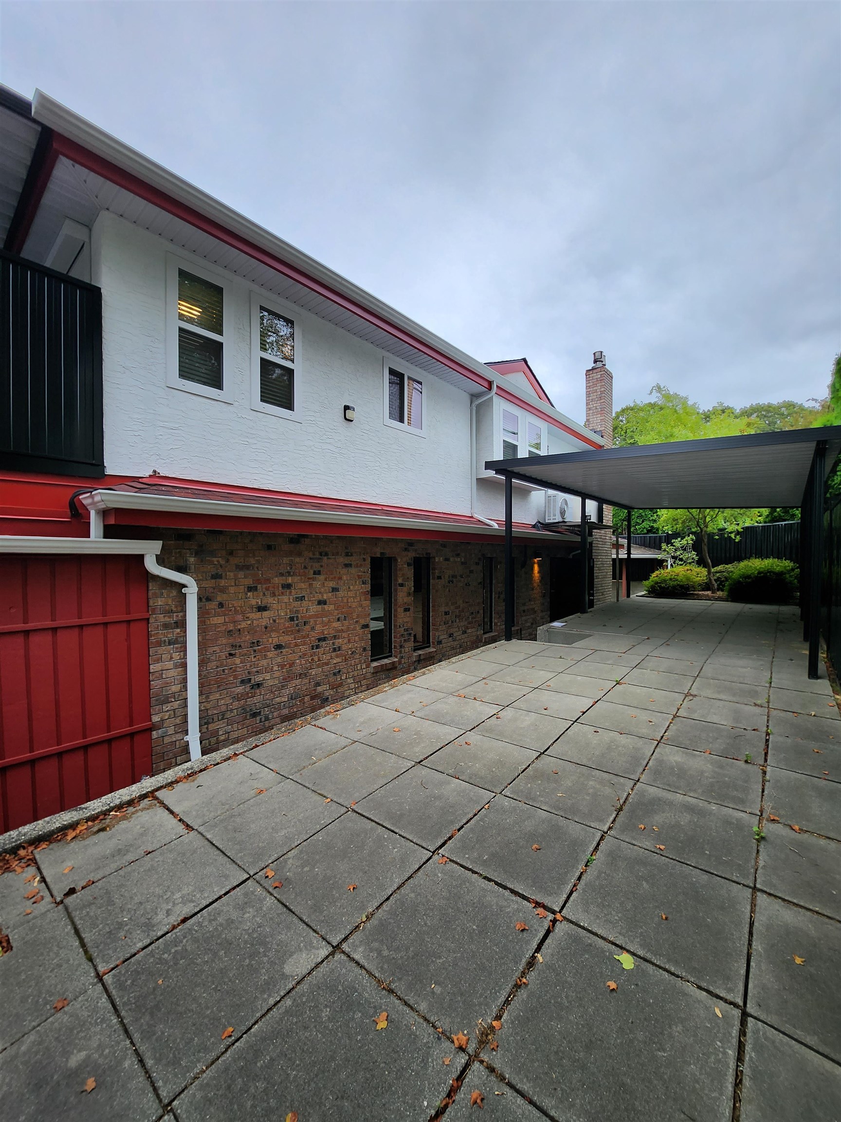 3598 East Georgia Street, Vancouver, BC V5K 2L8