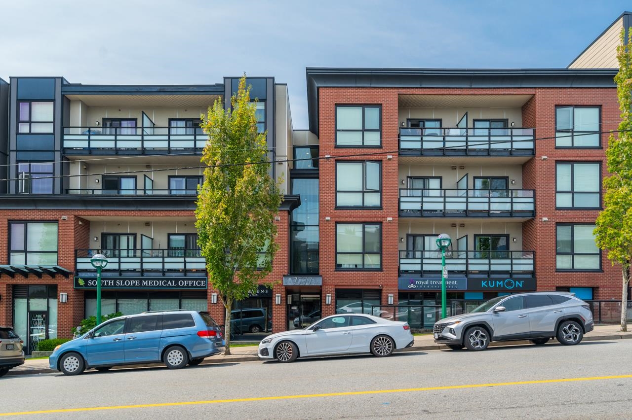 7777 Royal Oak Avenue #320, Burnaby, BC V5J 4K2