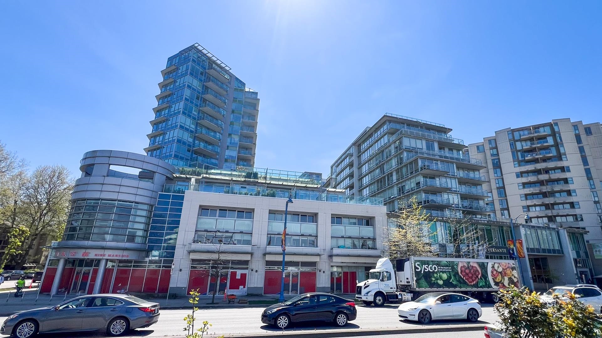 8280 Lansdowne Road #910, Richmond, BC V6X 0B2