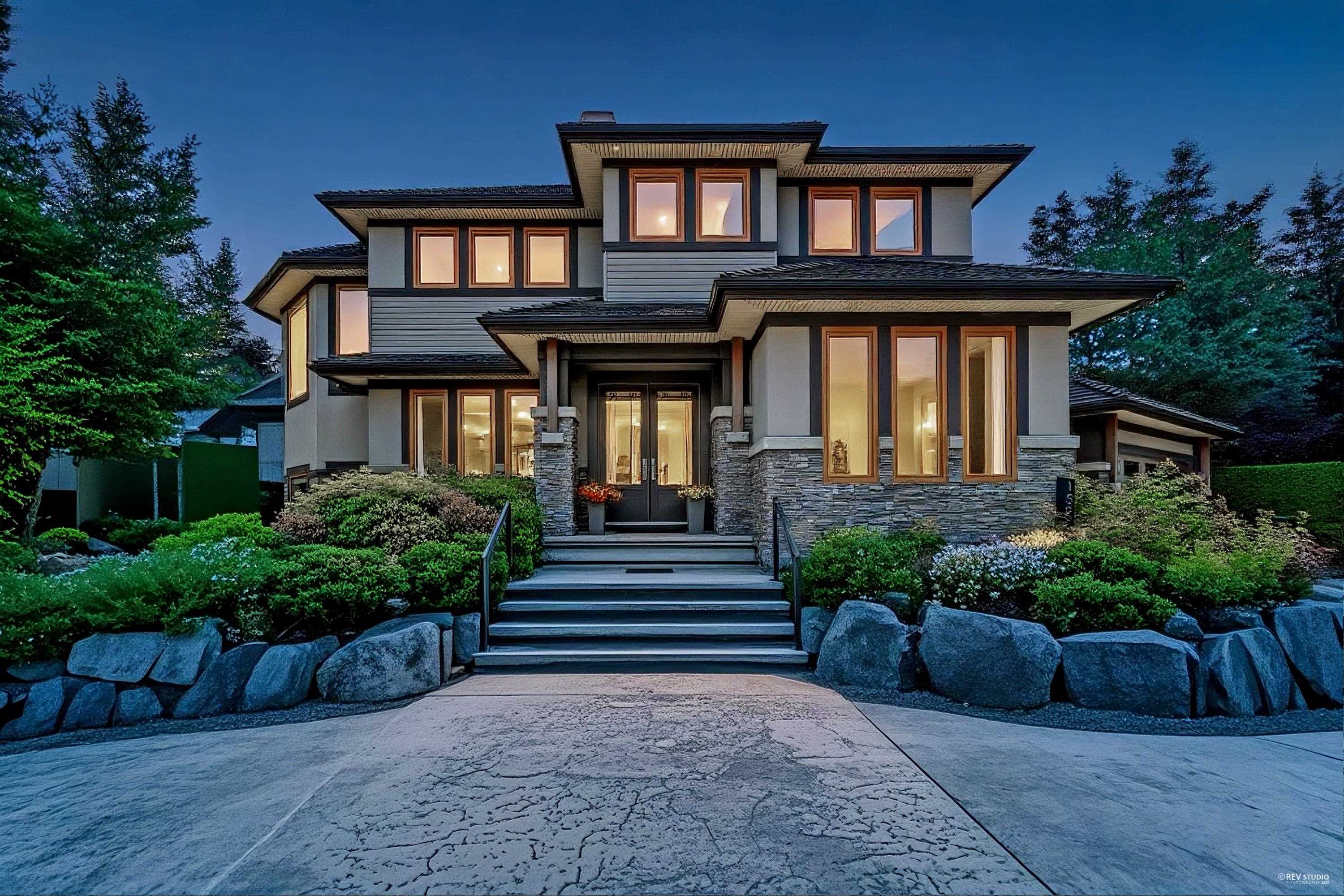 15919 Devonshire Drive, Surrey, BC V3Z 0M2