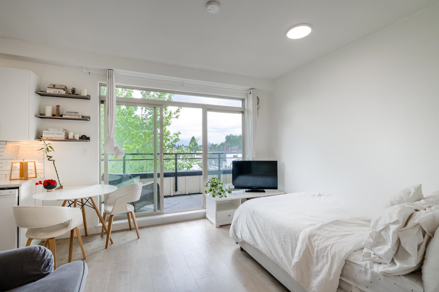 688 East 17th Avenue #ph1, Vancouver, BC V5V 0A8