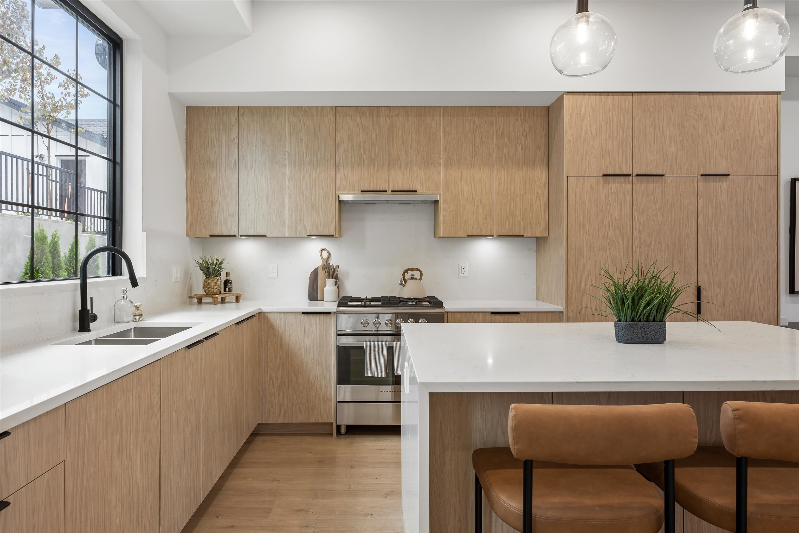 76 Avenue, Langley, BC V2Y 1S1