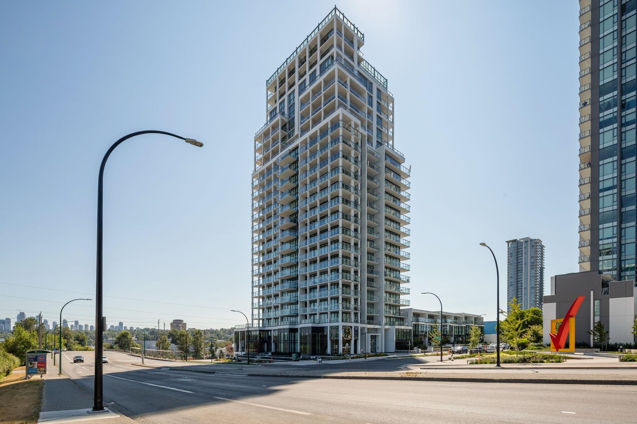 4488 Juneau St #1505, Burnaby, BC V5C 0M4