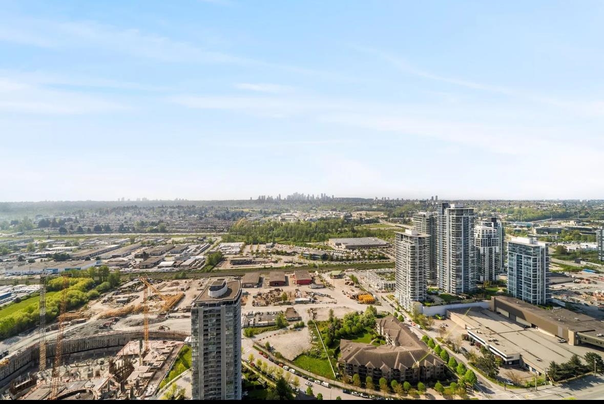 4720 Lougheed Hwy #3807, Burnaby, BC V5C 0M8