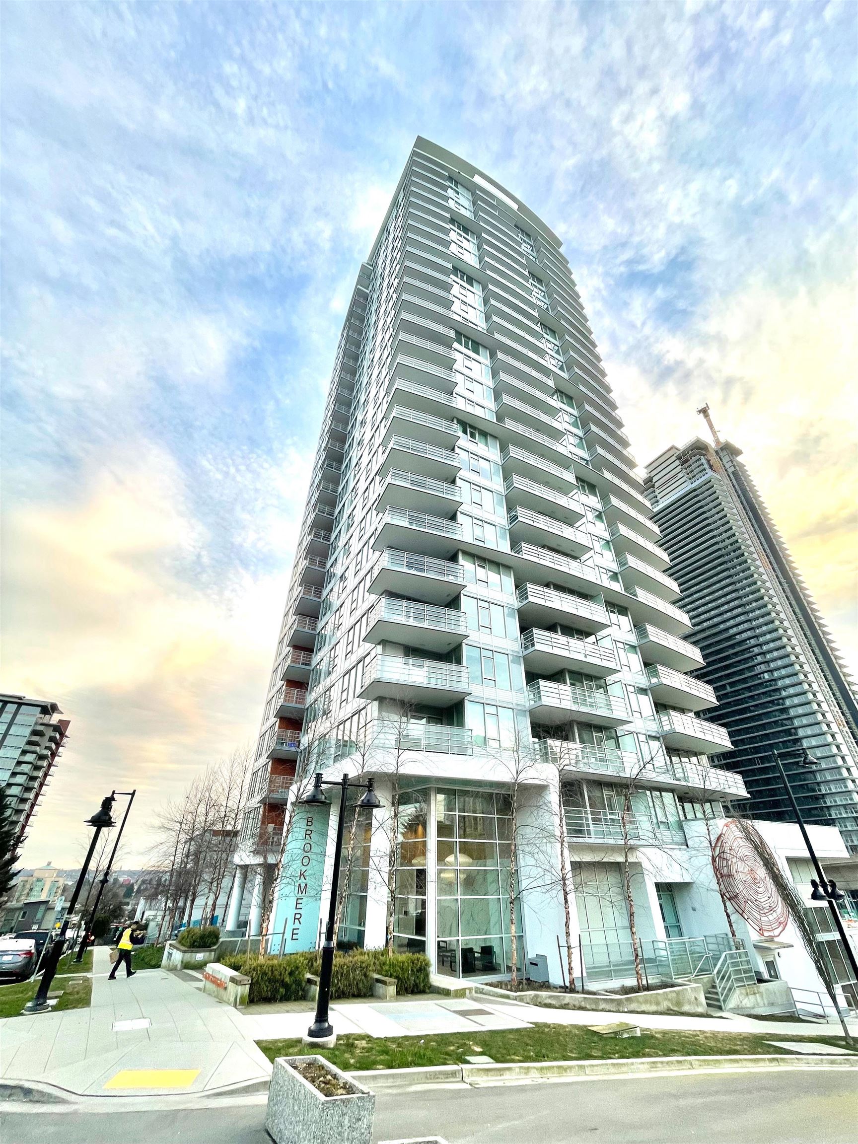 530 Whiting Way #2802, Coquitlam, BC V3J 0J4