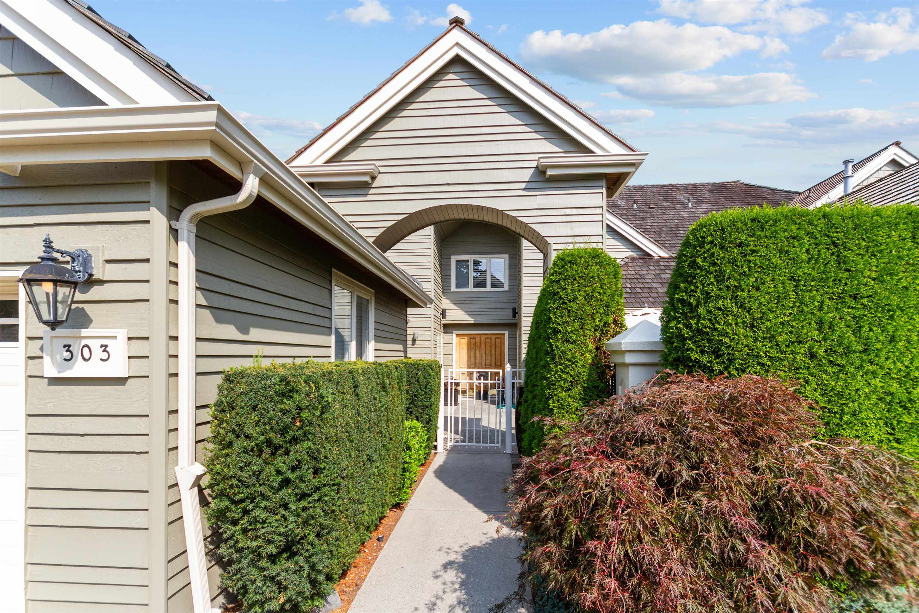 6505 3 Avenue #303, Delta, BC V4L 2N1