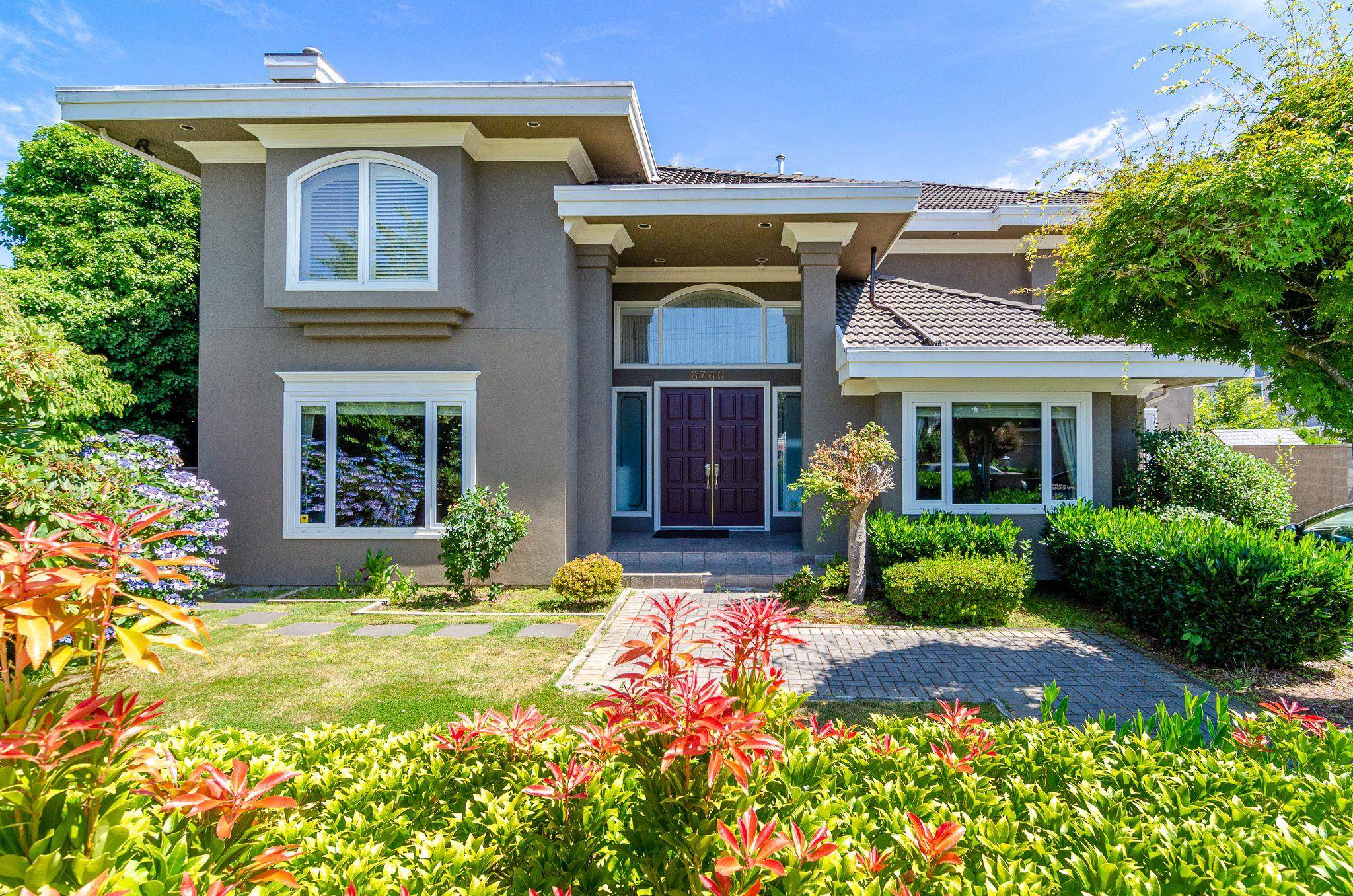 6760 Brantford Avenue, Burnaby, BC V5E 2S1