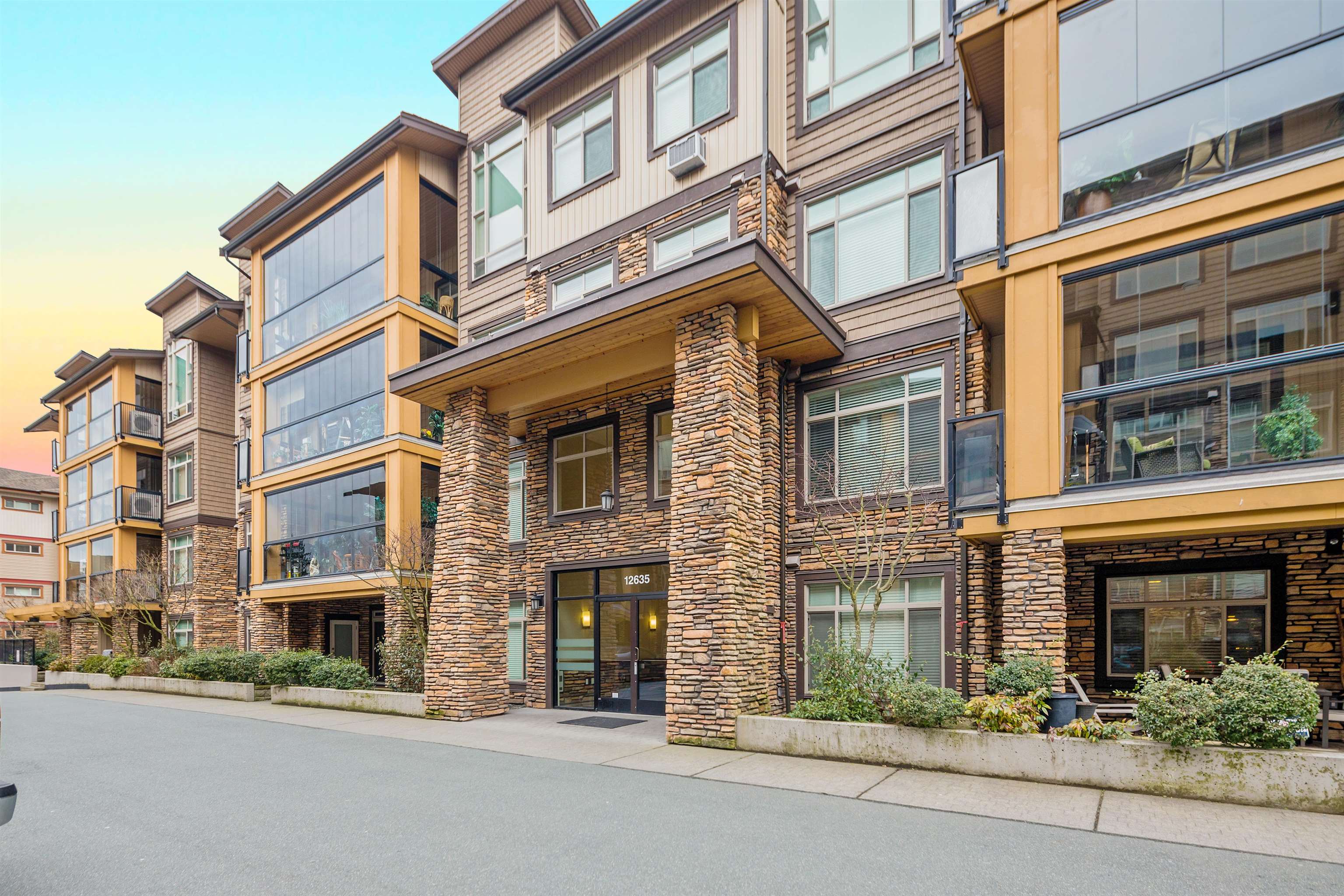 12635 190a Street #412, Pitt Meadows, BC V3Y 0E8