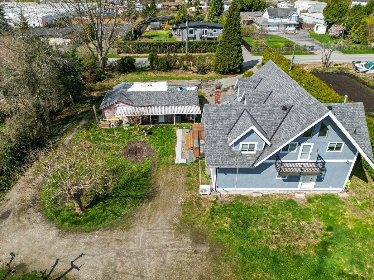 12th Avenue, Burnaby, BC V3N 2J1