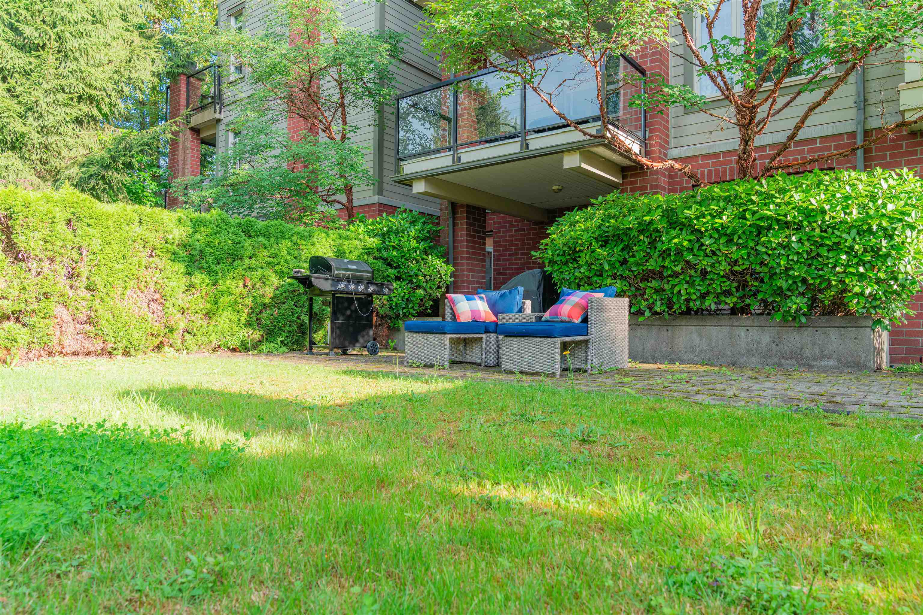 100 Capilano Road #105, Port Moody, BC V3H 5M9