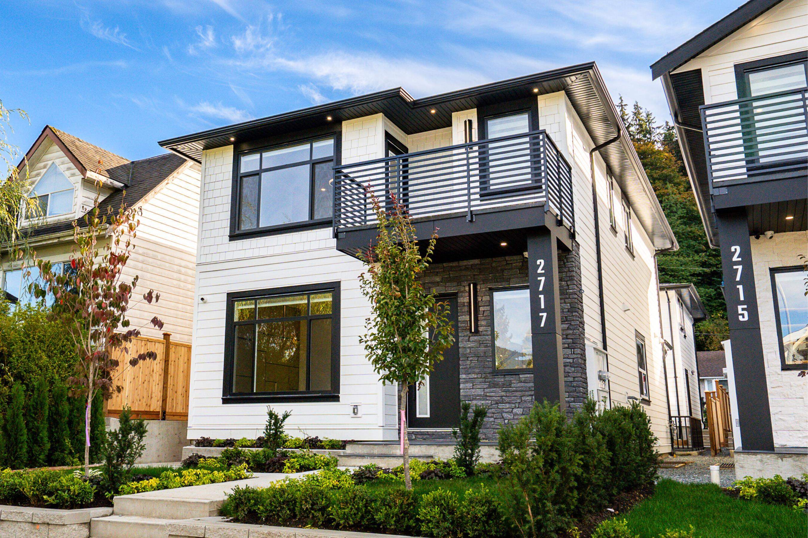 2717 Henry Street, Port Moody, BC V3H 2J8