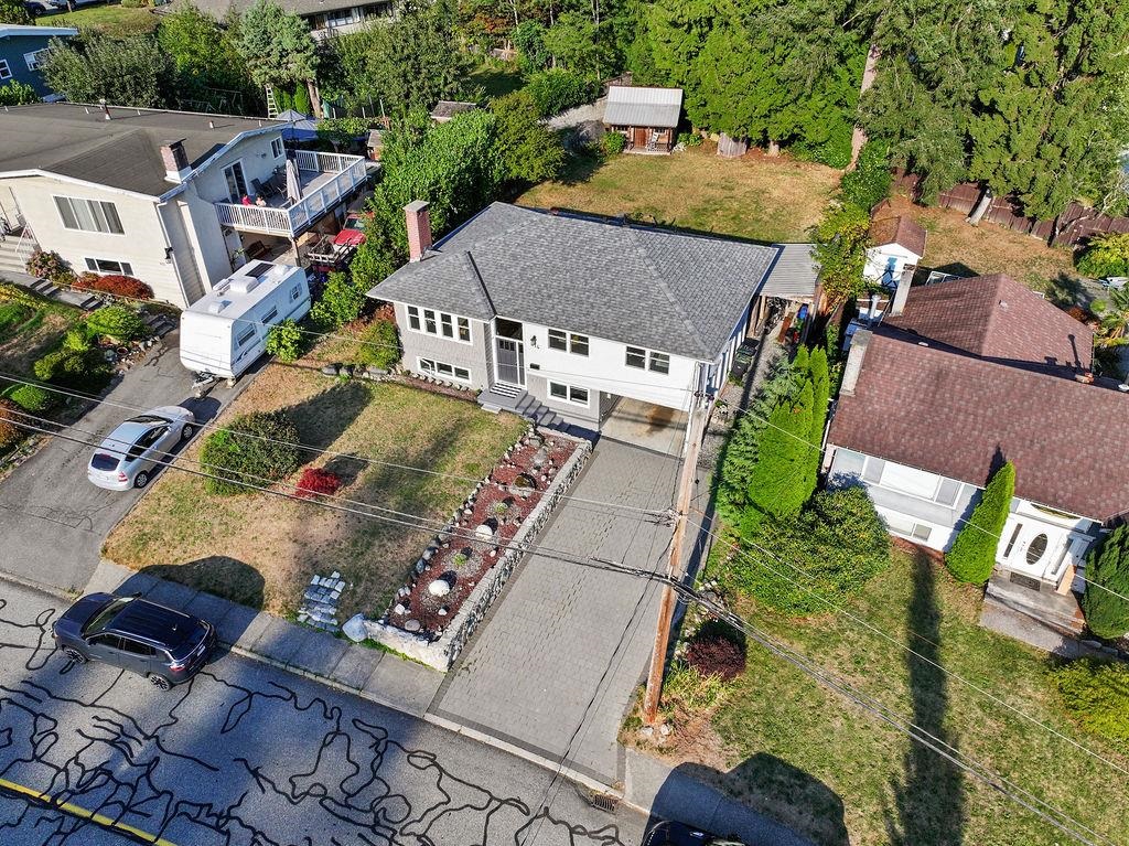 814 Plymouth Drive, North Vancouver, BC V7H 2H7