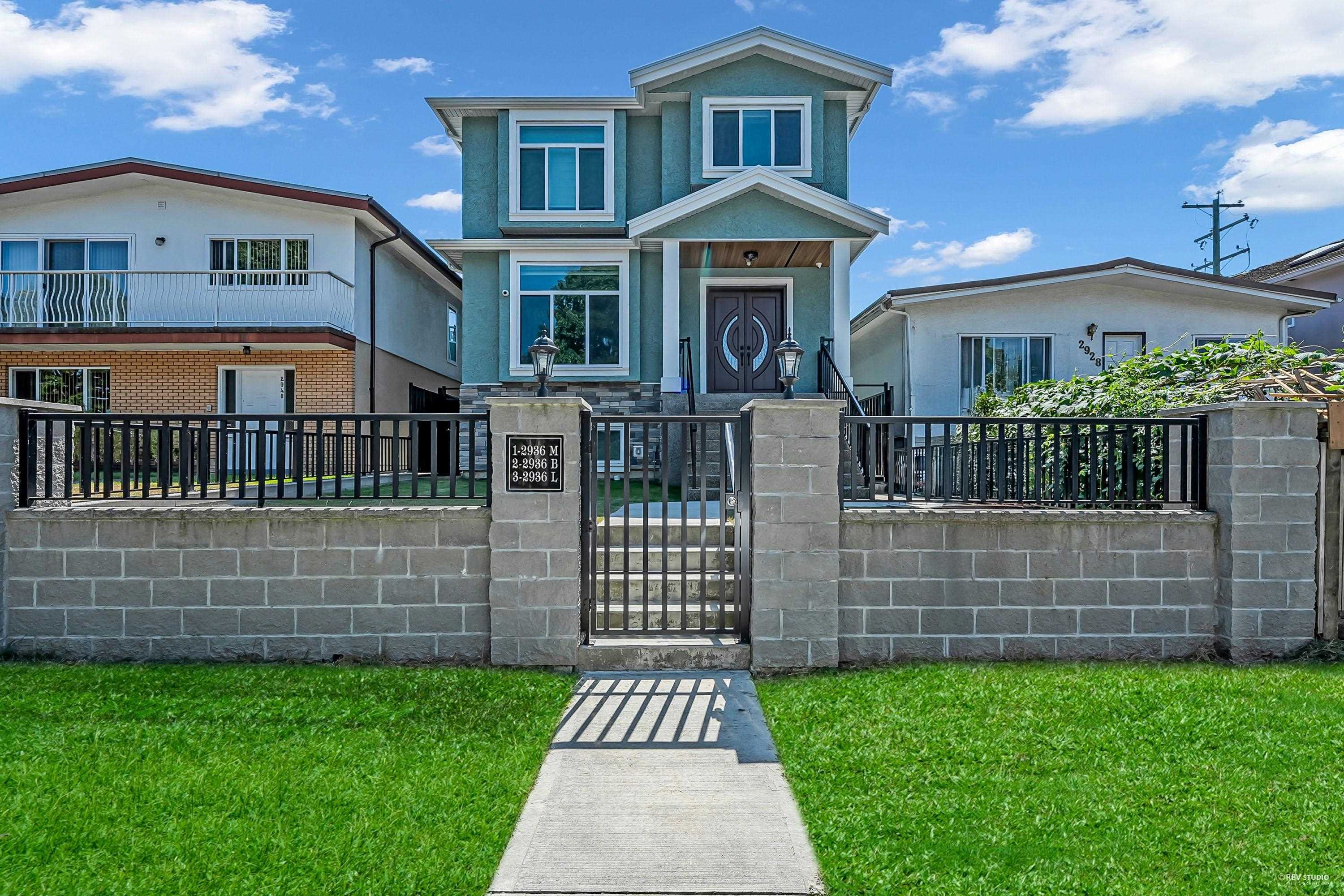 2936 East 2nd Avenue, Vancouver, BC V5M 1E5