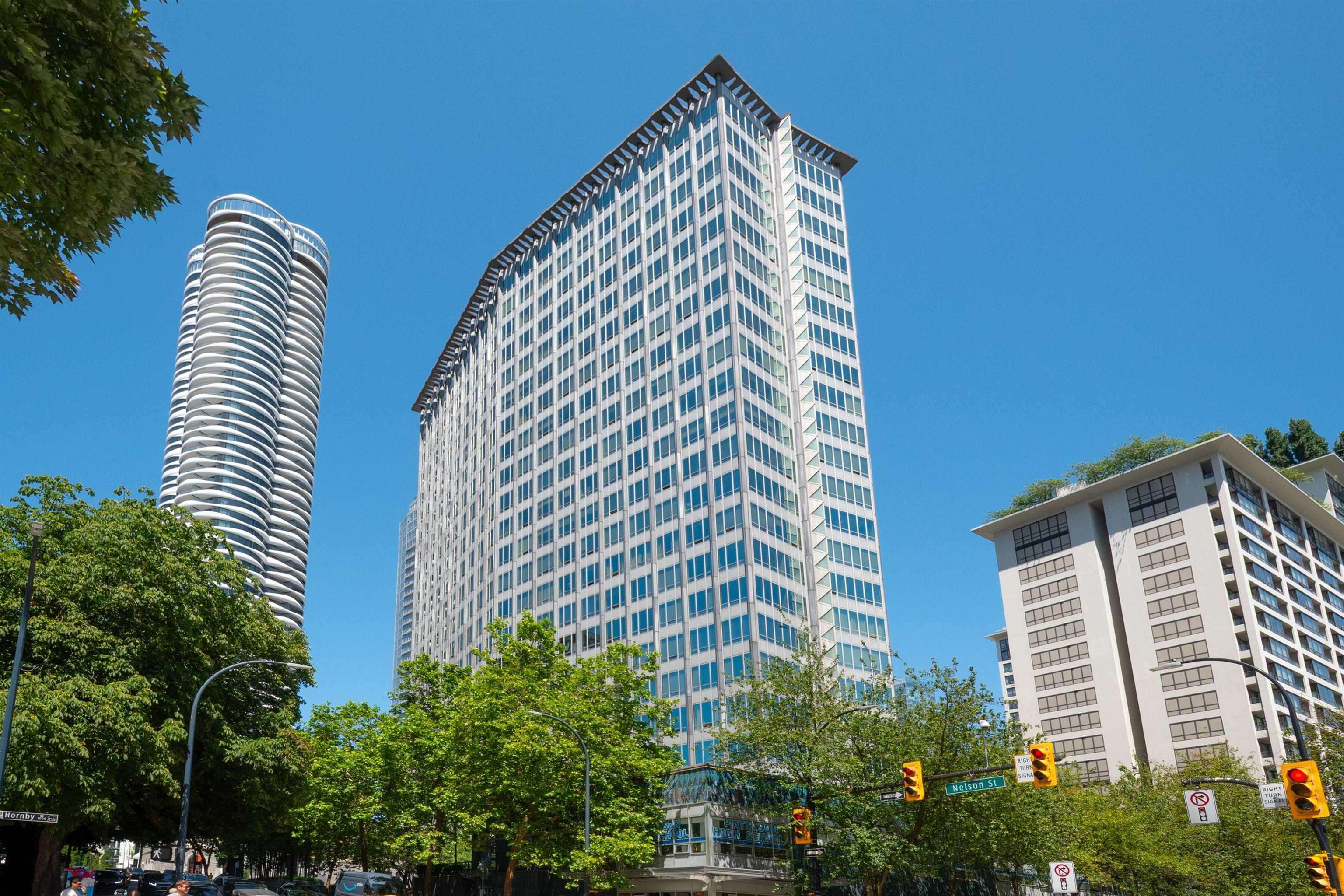 989 Nelson Street #310, Vancouver, BC V6Z 2S1
