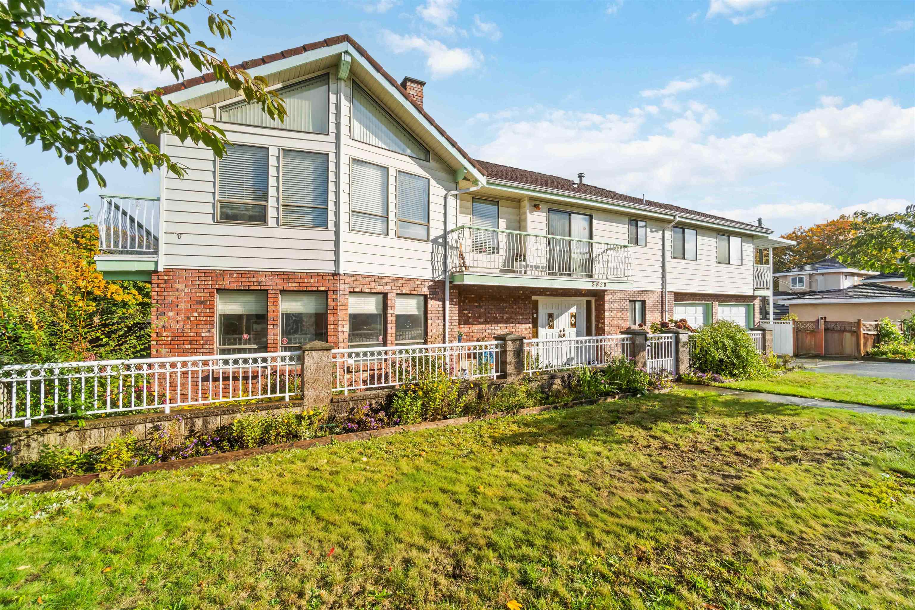 5820 Earles Street, Vancouver, BC V5R 3S6