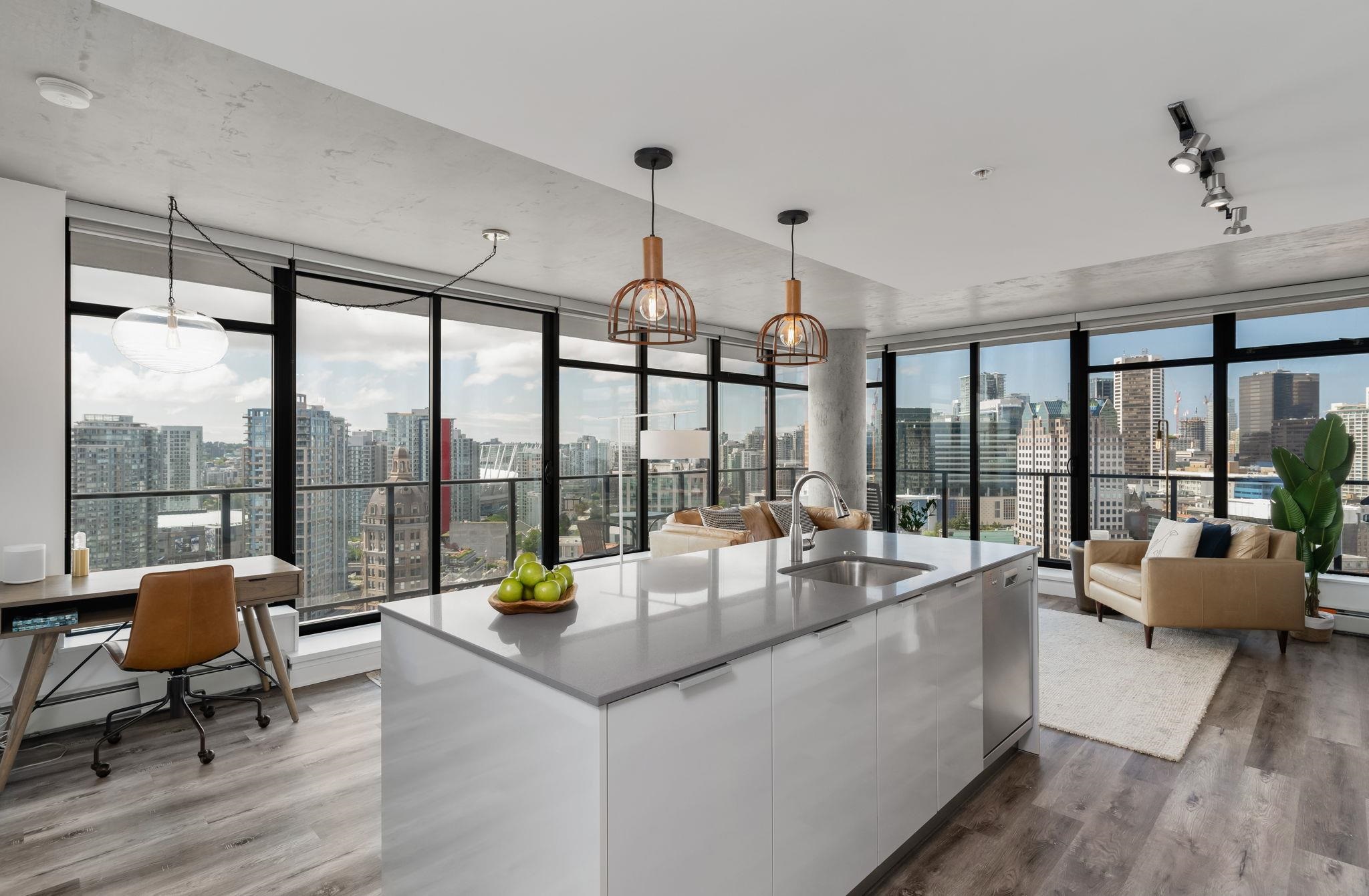 108 West Cordova Street #2705, Vancouver, BC V6B 0G5