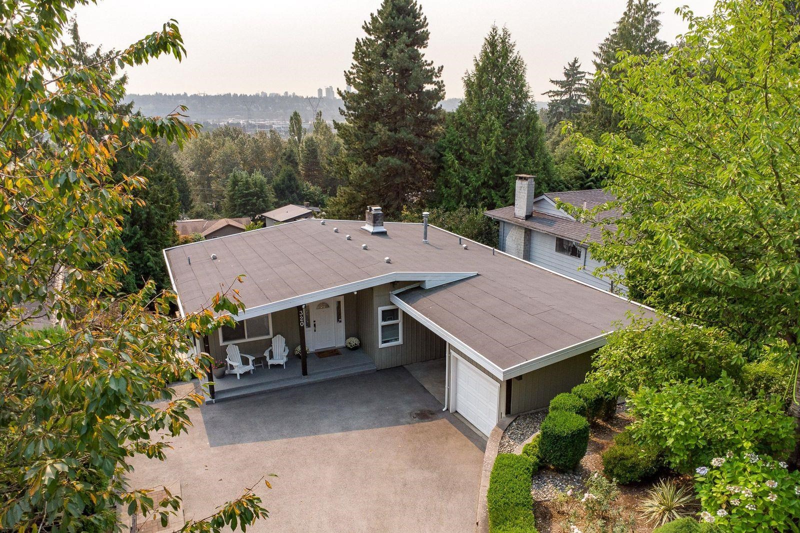 320 Dartmoor Drive, Coquitlam, BC V3K 5R3