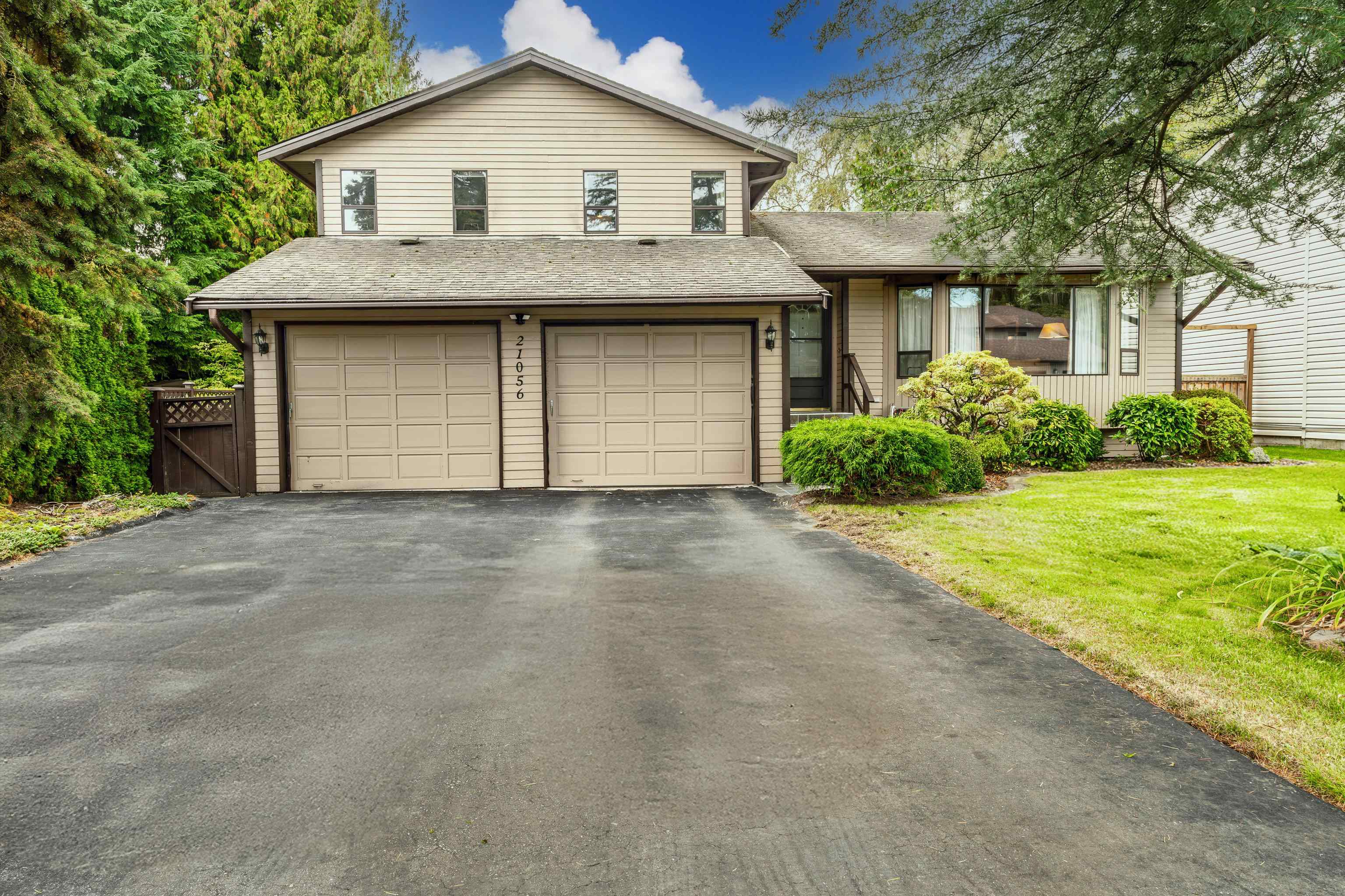 21056 Barker Avenue, Maple Ridge, BC V2X 8R6