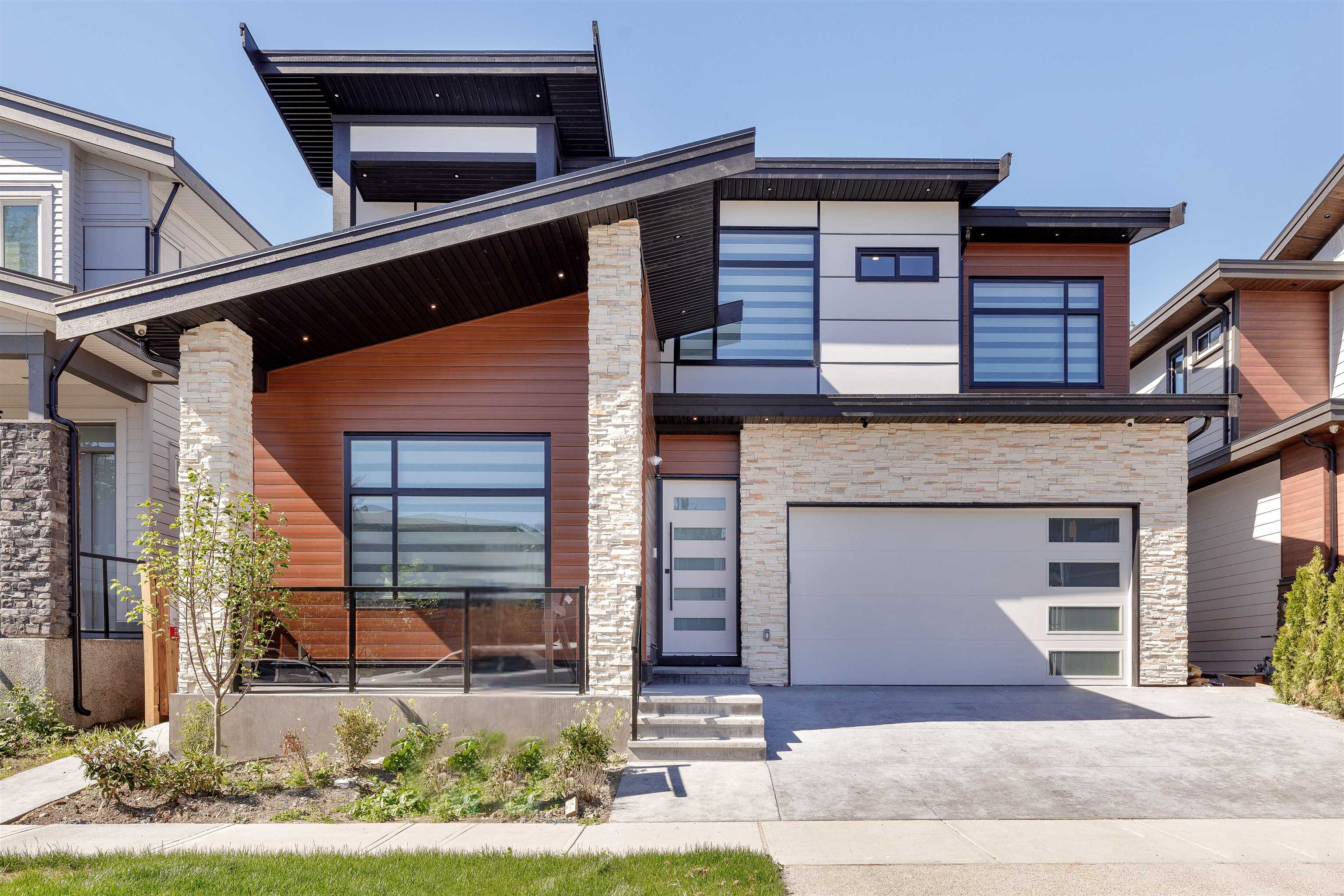 18b Avenue, Surrey, BC V3Z 1A2