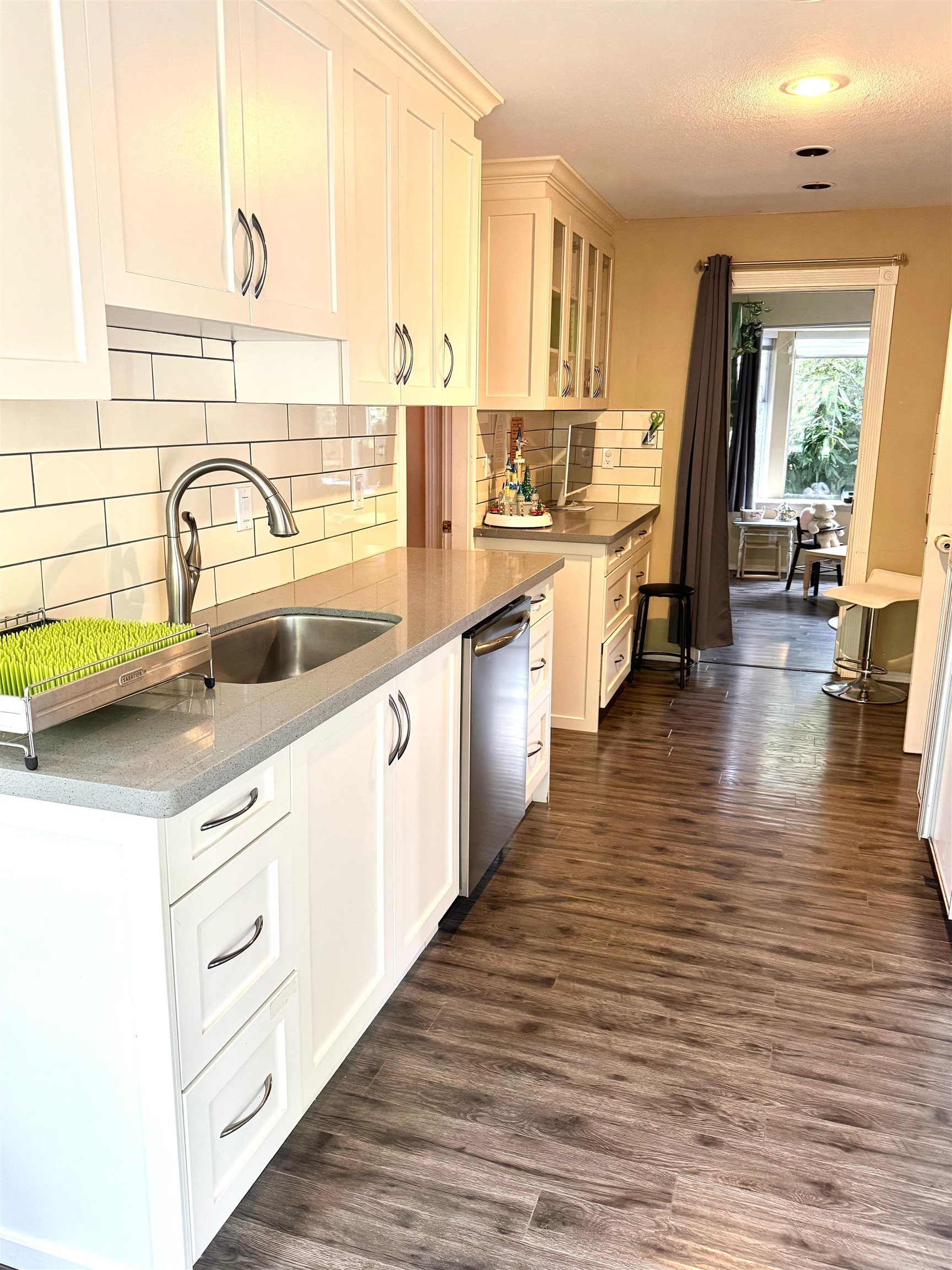 10800 Rochdale Drive, Richmond, BC V7A 3N6