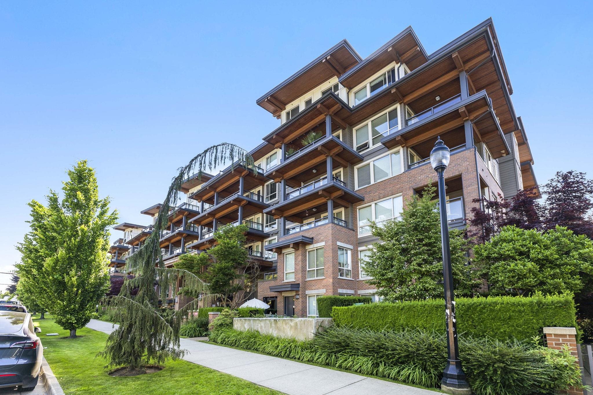 500 Royal Avenue #211, New Westminster, BC V3L 0G5