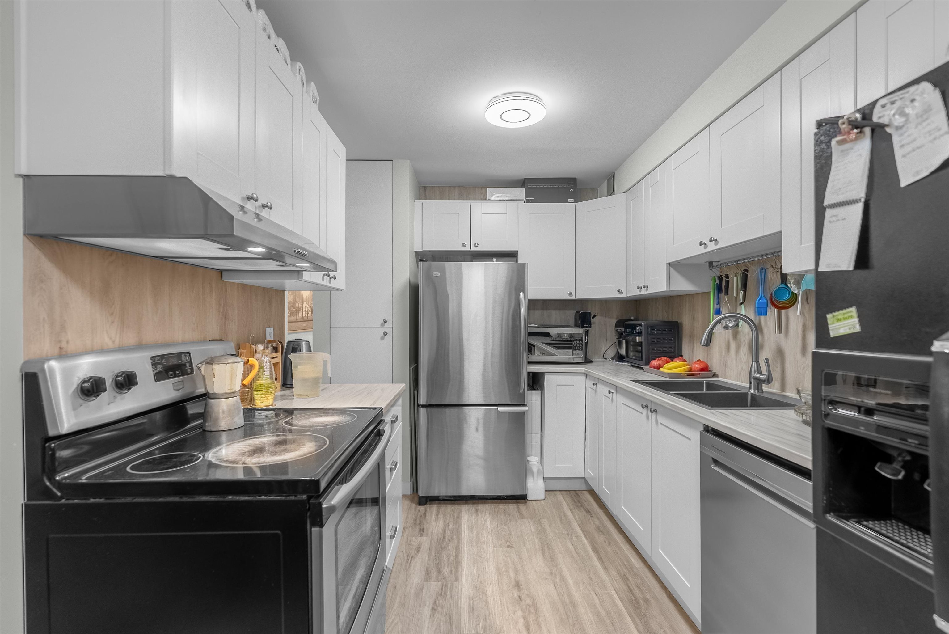 515 11th Street #101, New Westminster, BC V3M 4G4