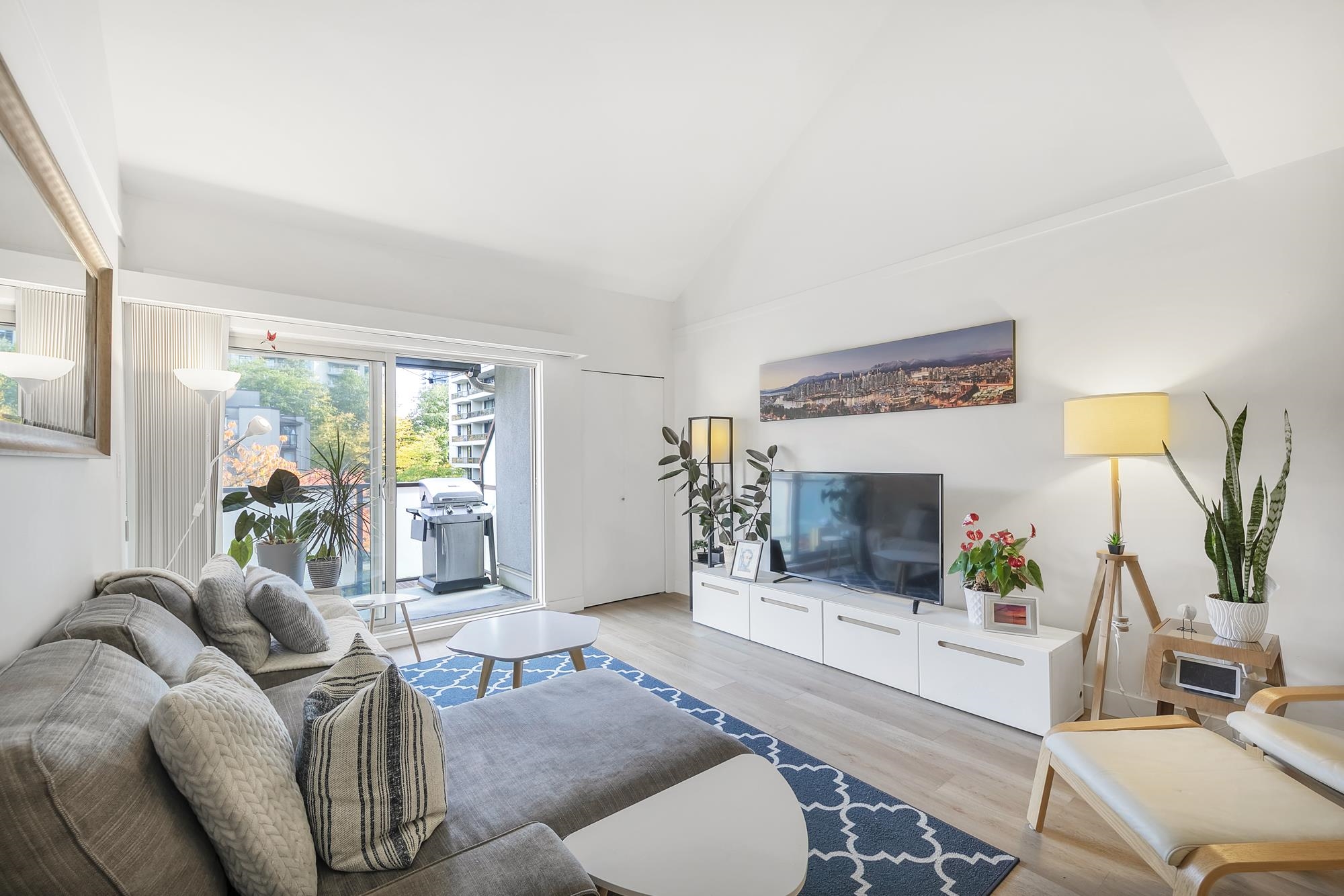 4363 Halifax Street #322, Burnaby, BC V5C 5Z3