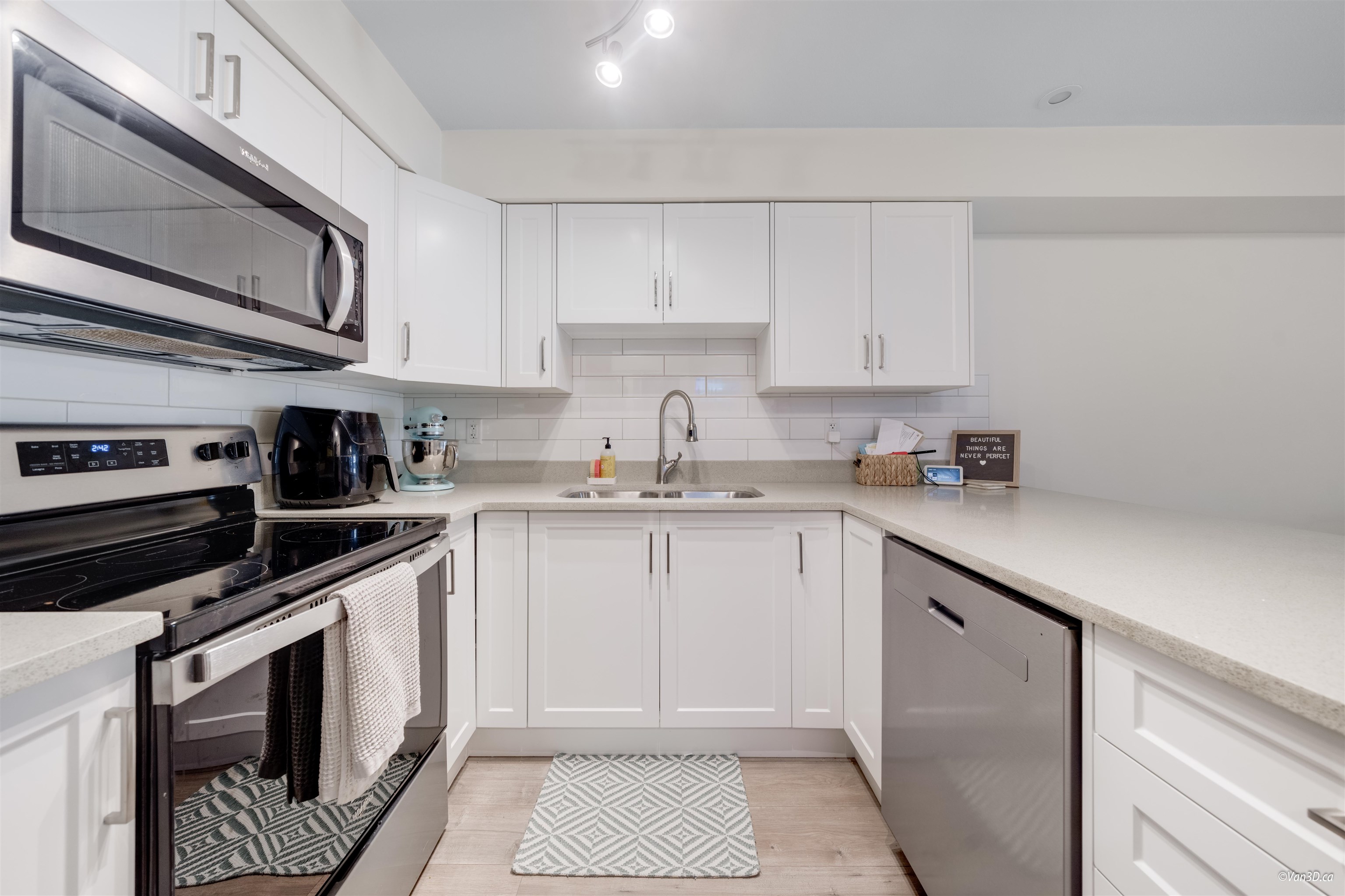30515 Cardinal Avenue #219, Abbotsford, BC V2T 0A8