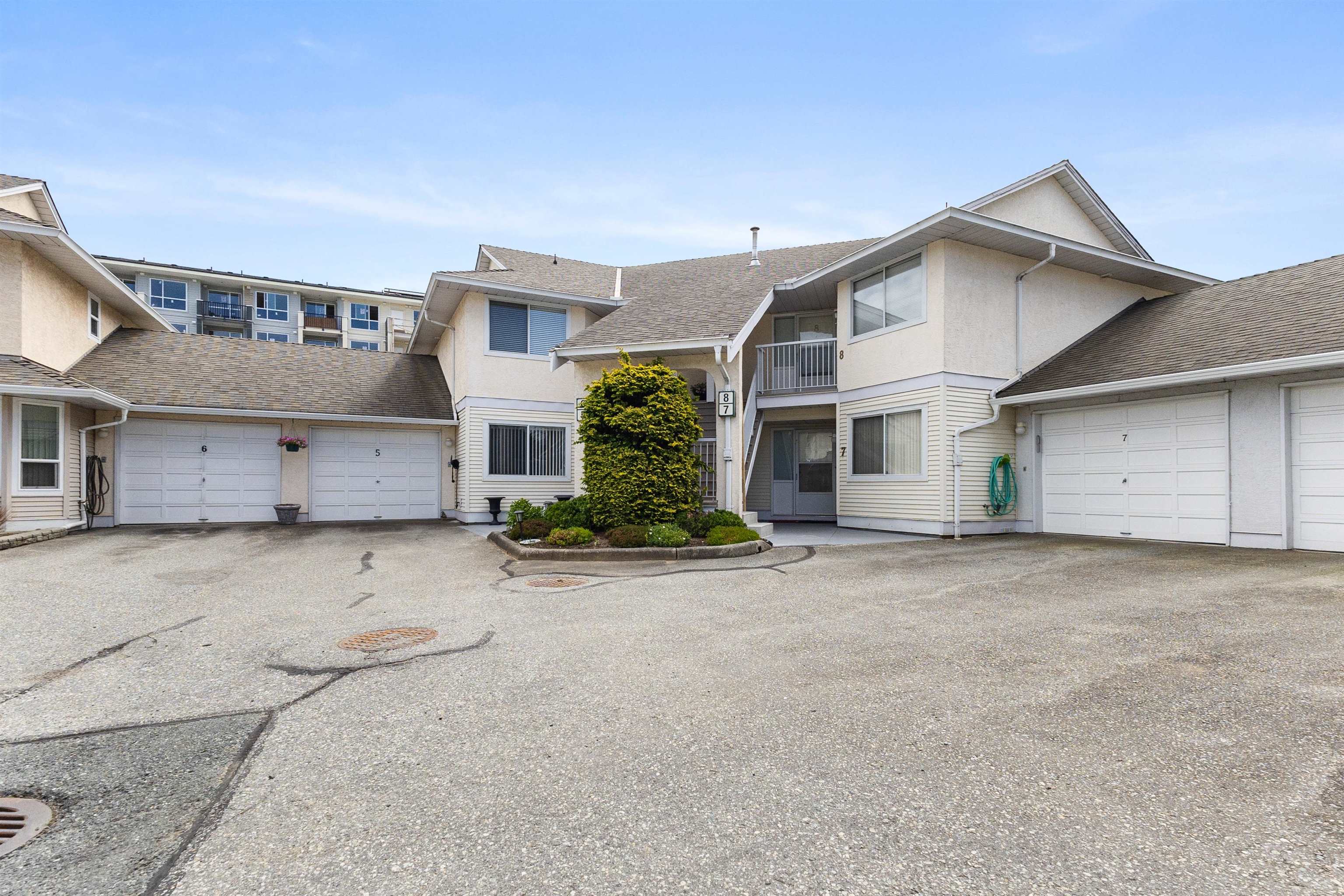 2475 Emerson Street #5, Abbotsford, BC V2T 4W5