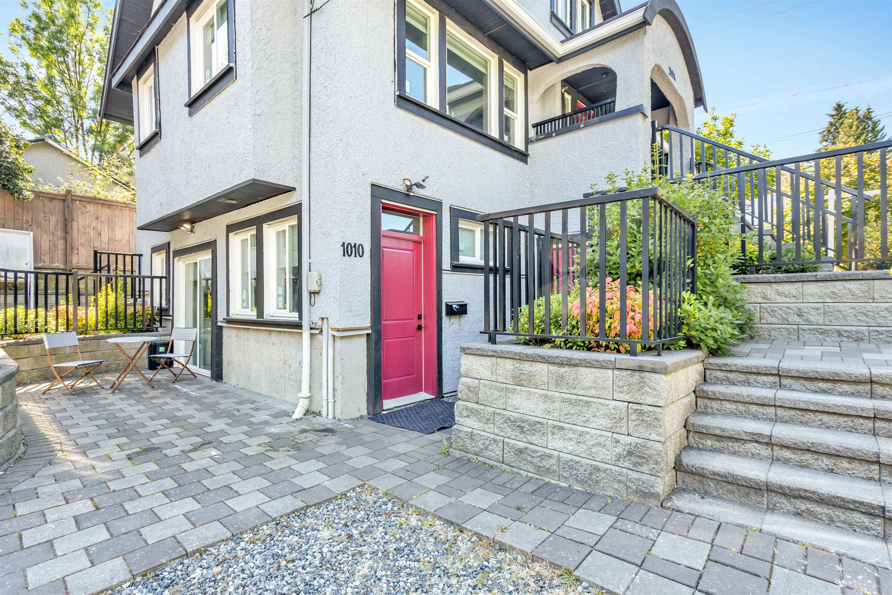 1010 East 24th Avenue, Vancouver, BC V5V 2B1